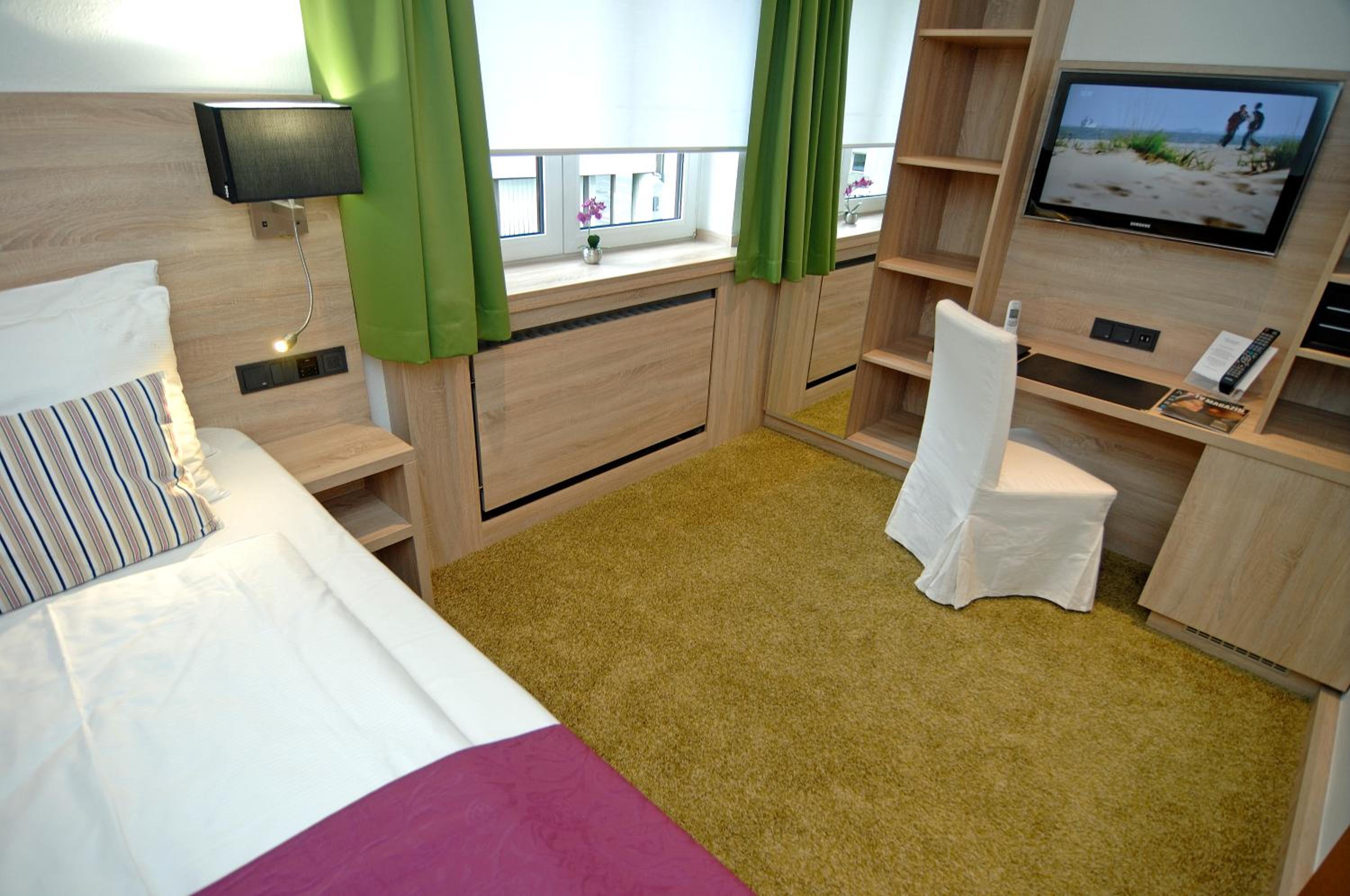 Deluxe Twin Room - Photo 1