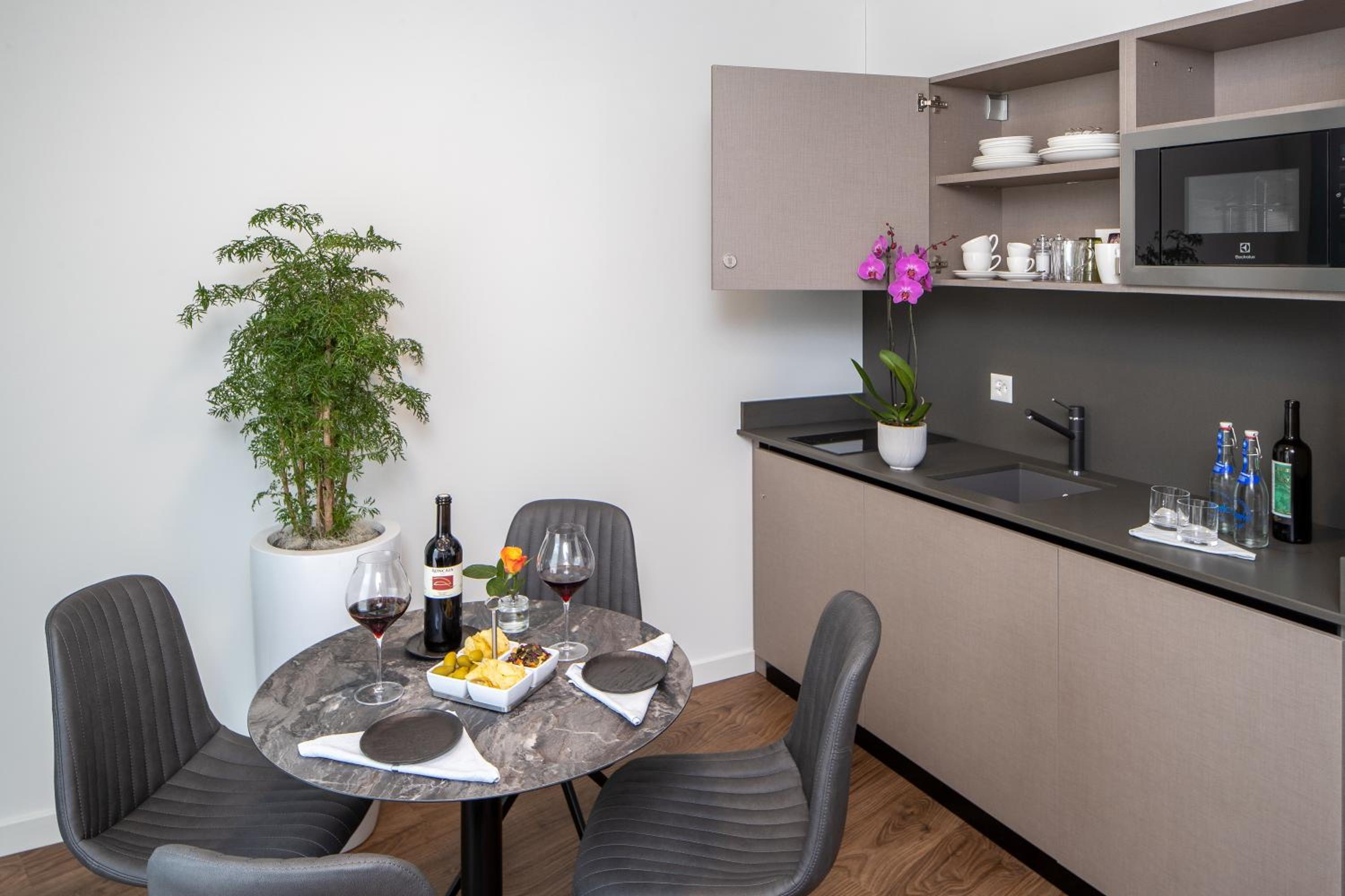 Junior Suite with Lake View - Third Floor