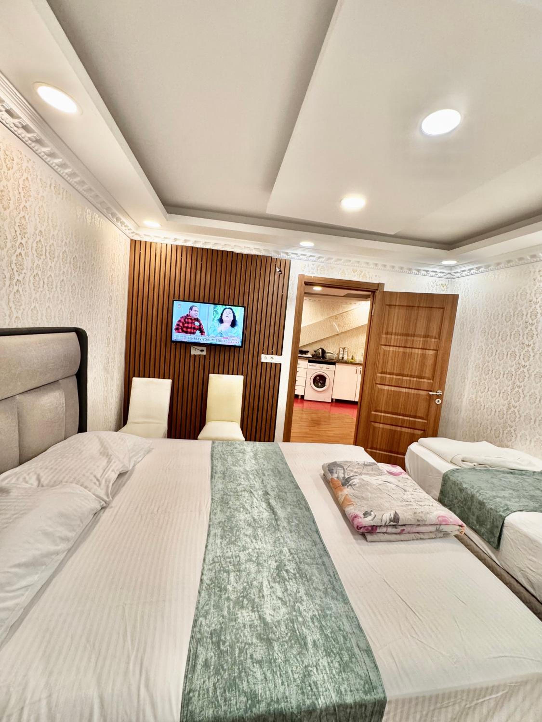 Executive Suite photo 2