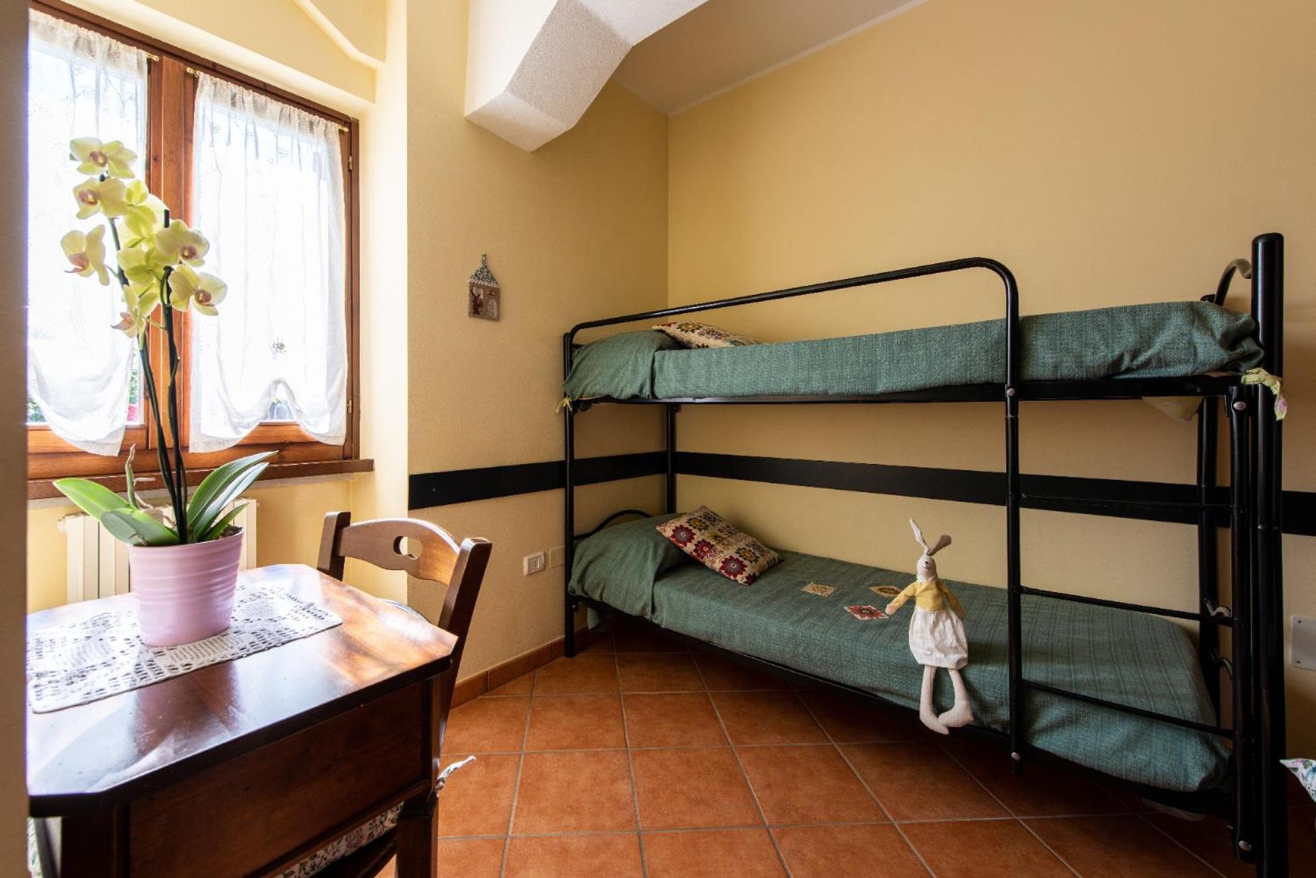 Double Room with Garden View - Photo 3