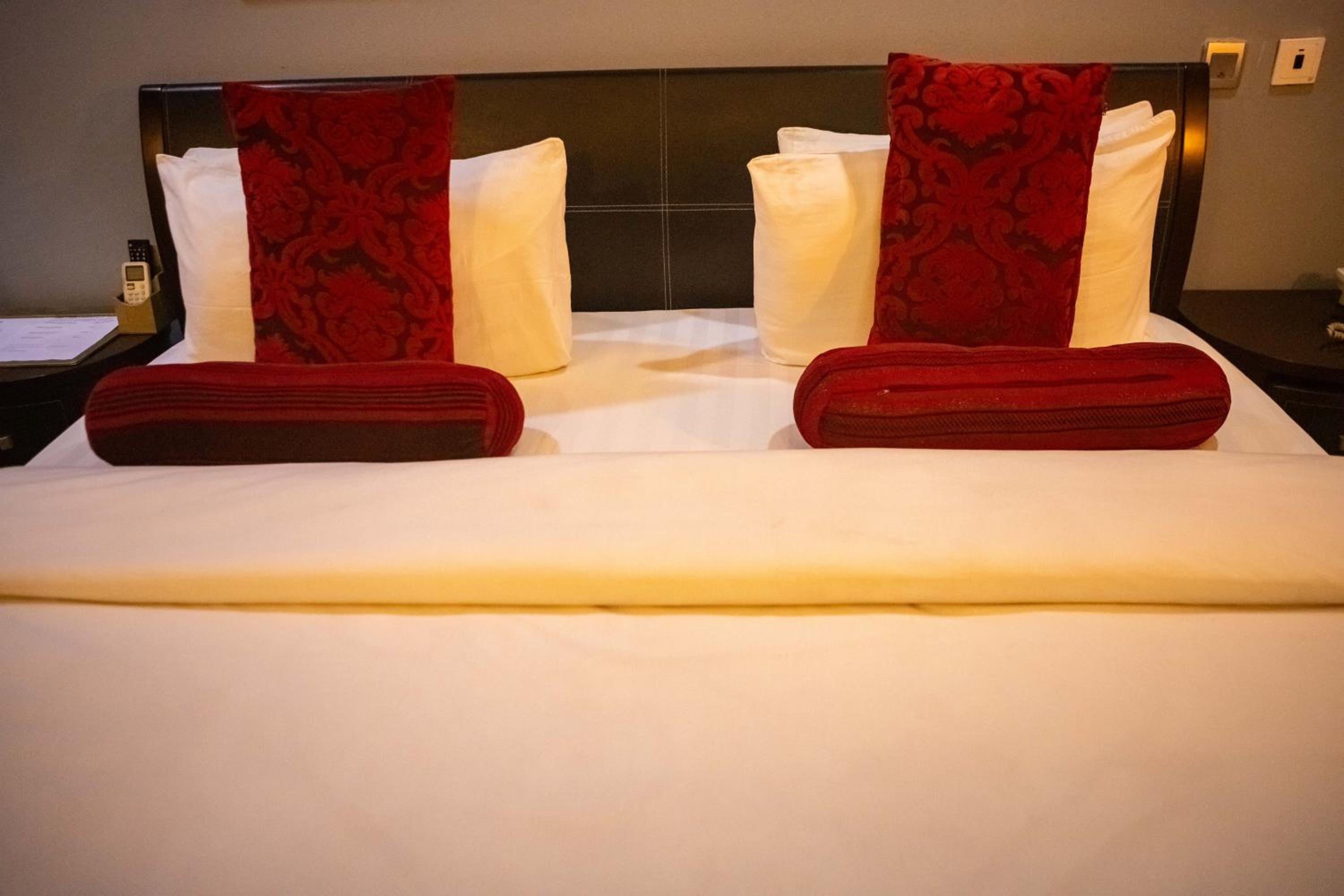 Queen Room