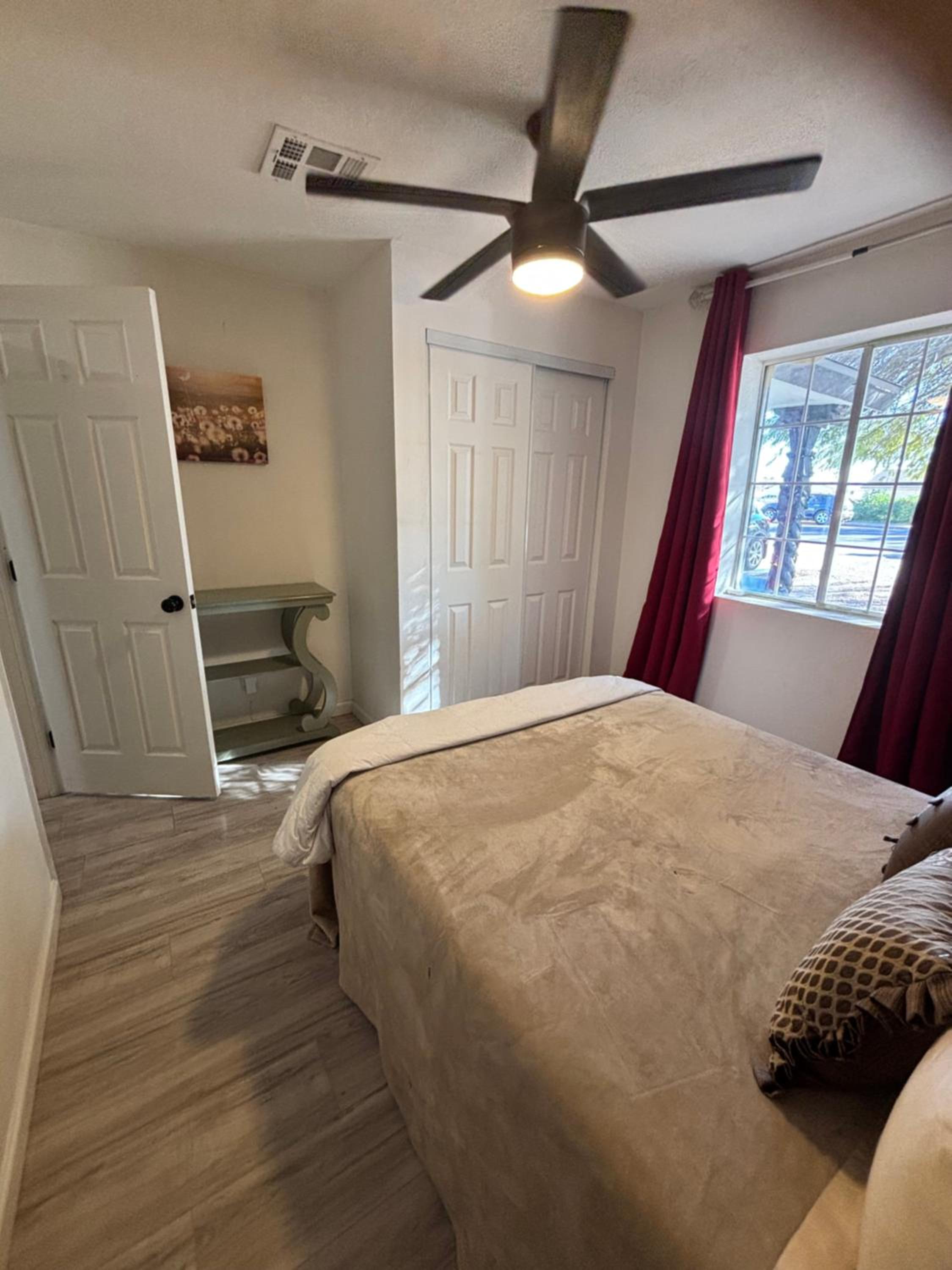 Two-Bedroom Villa - Photo 11