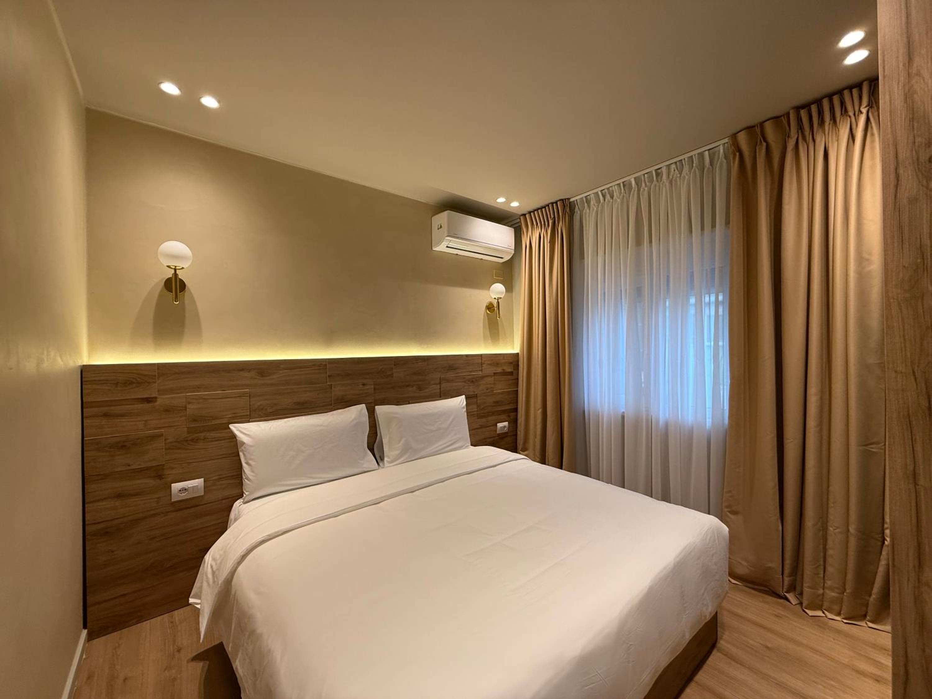 Standard Double or Twin Room photo 2