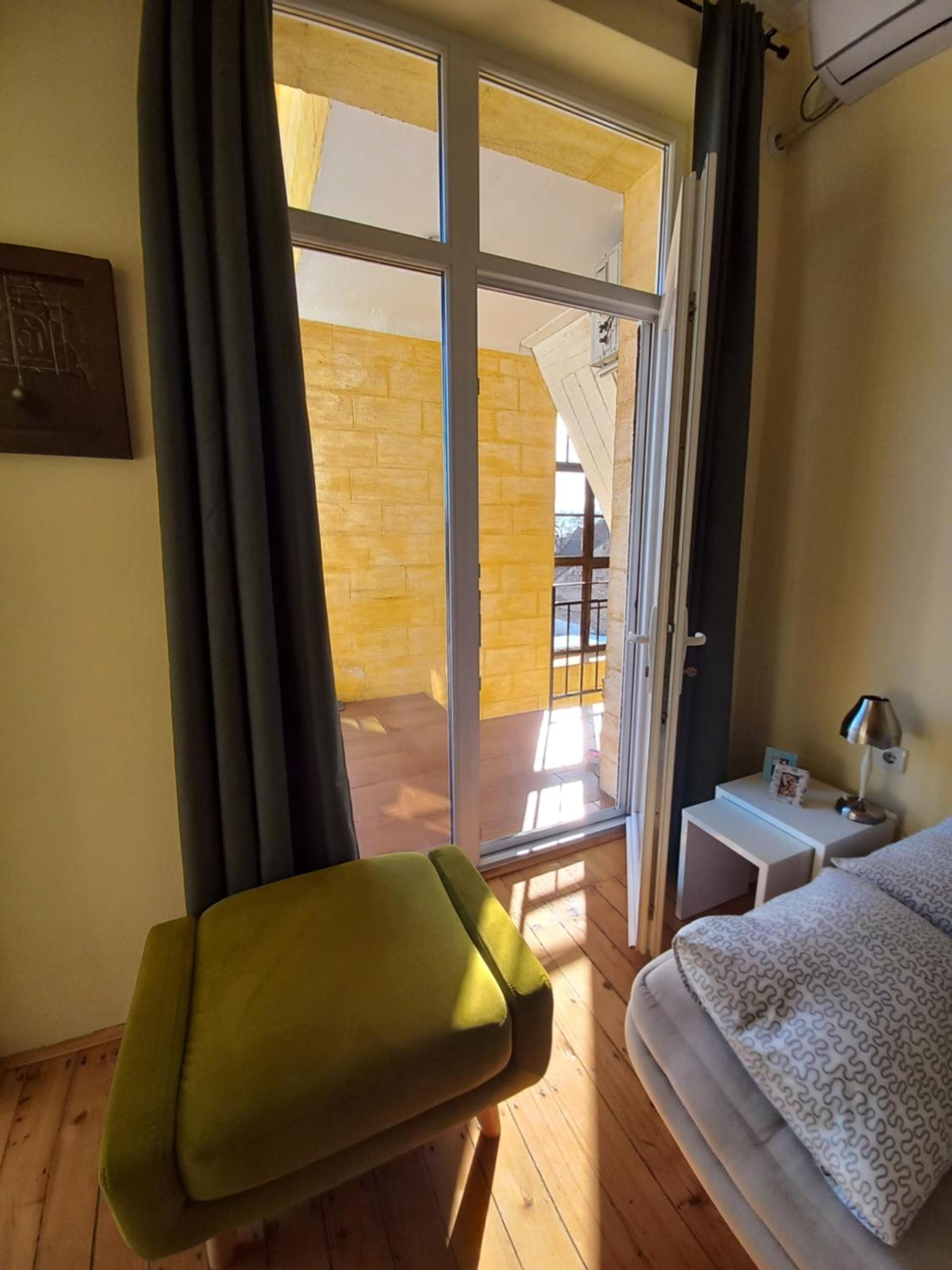 Studio with Terrace photo 2