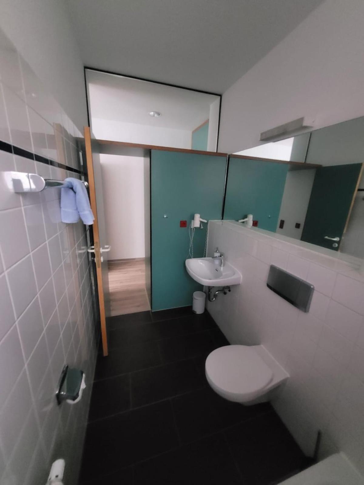 Double Room - 09