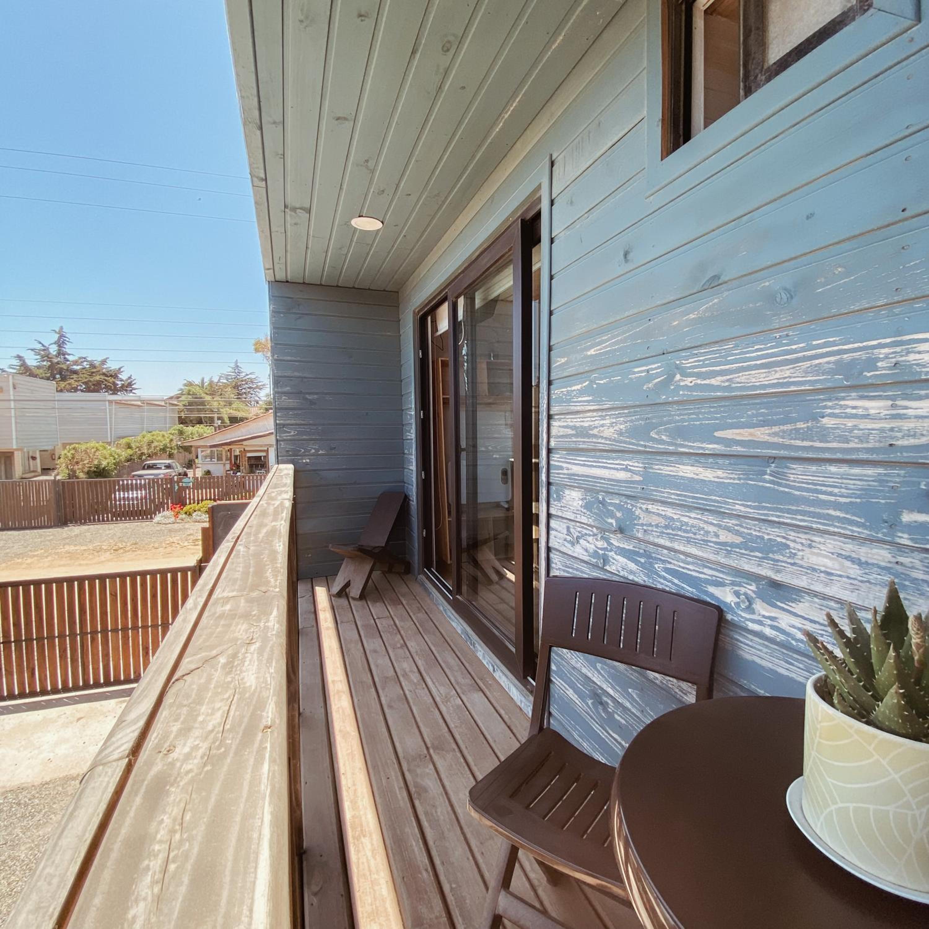 Studio with Balcony photo 2