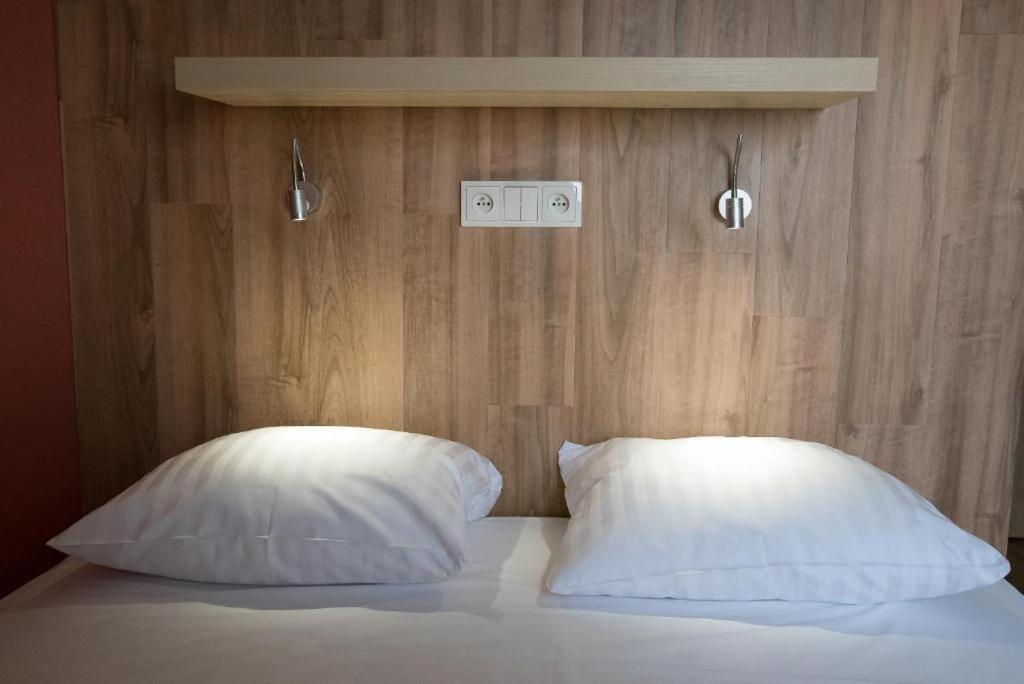 Double Room Ensuite with Balcony photo 3