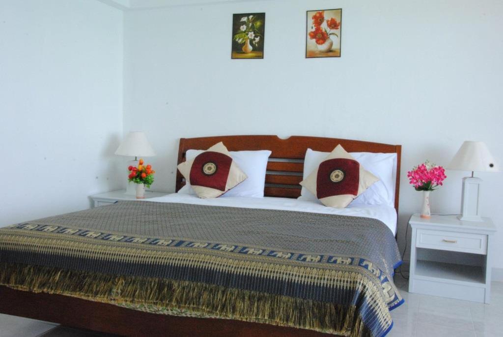 Apartment With Sea View photo 1