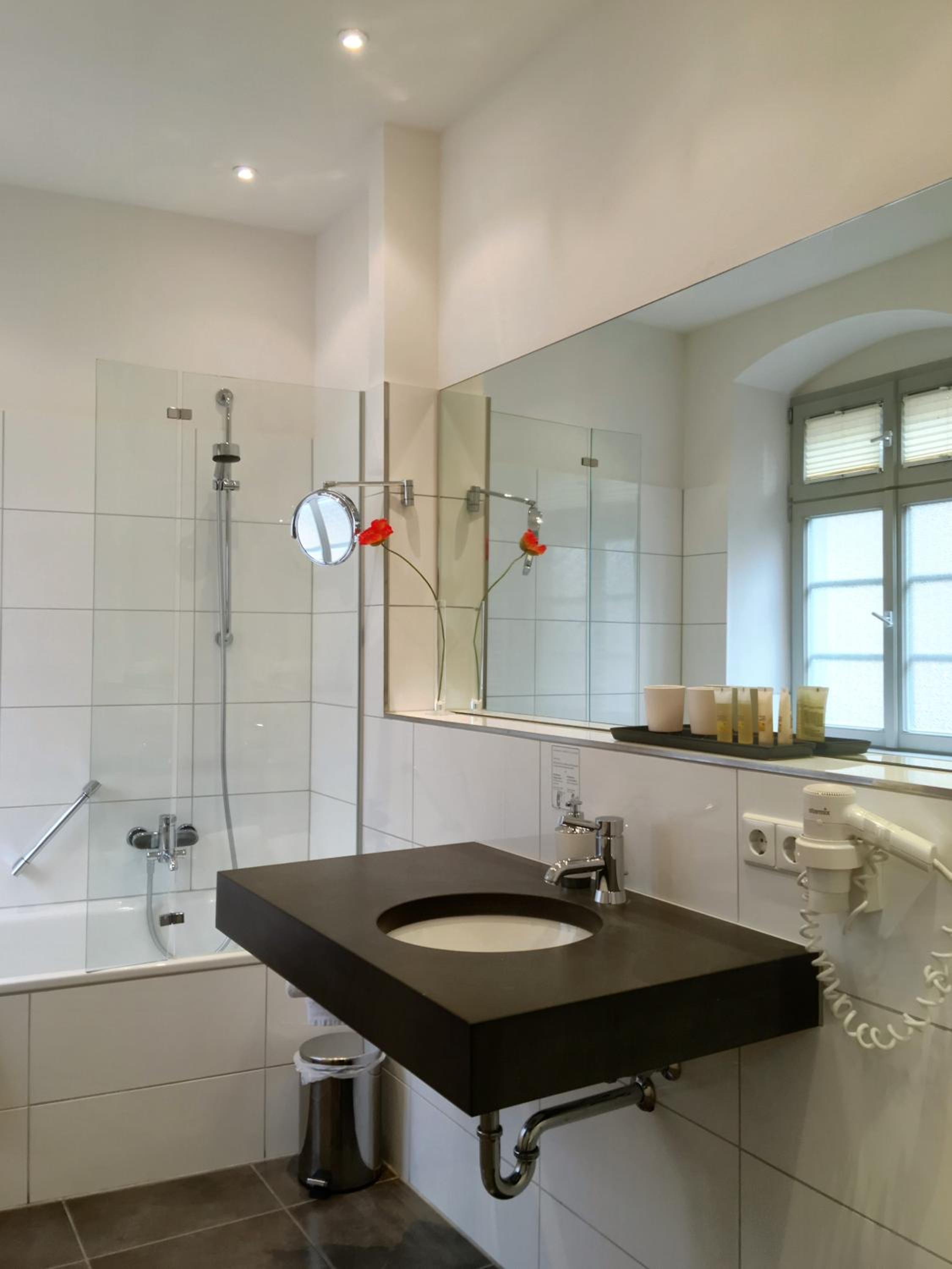 Double Room - Photo 23