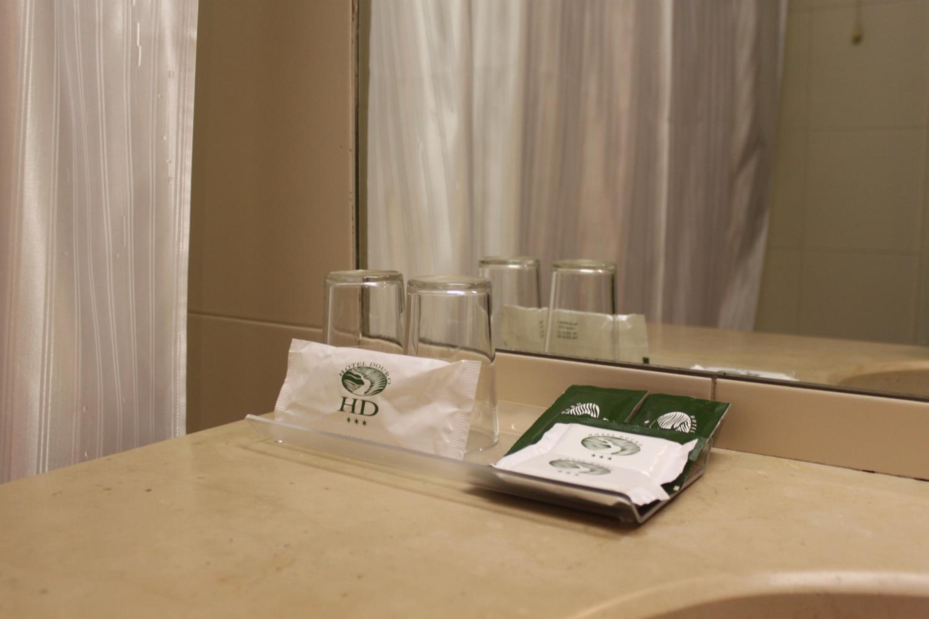 Double or Twin Room - Photo 3