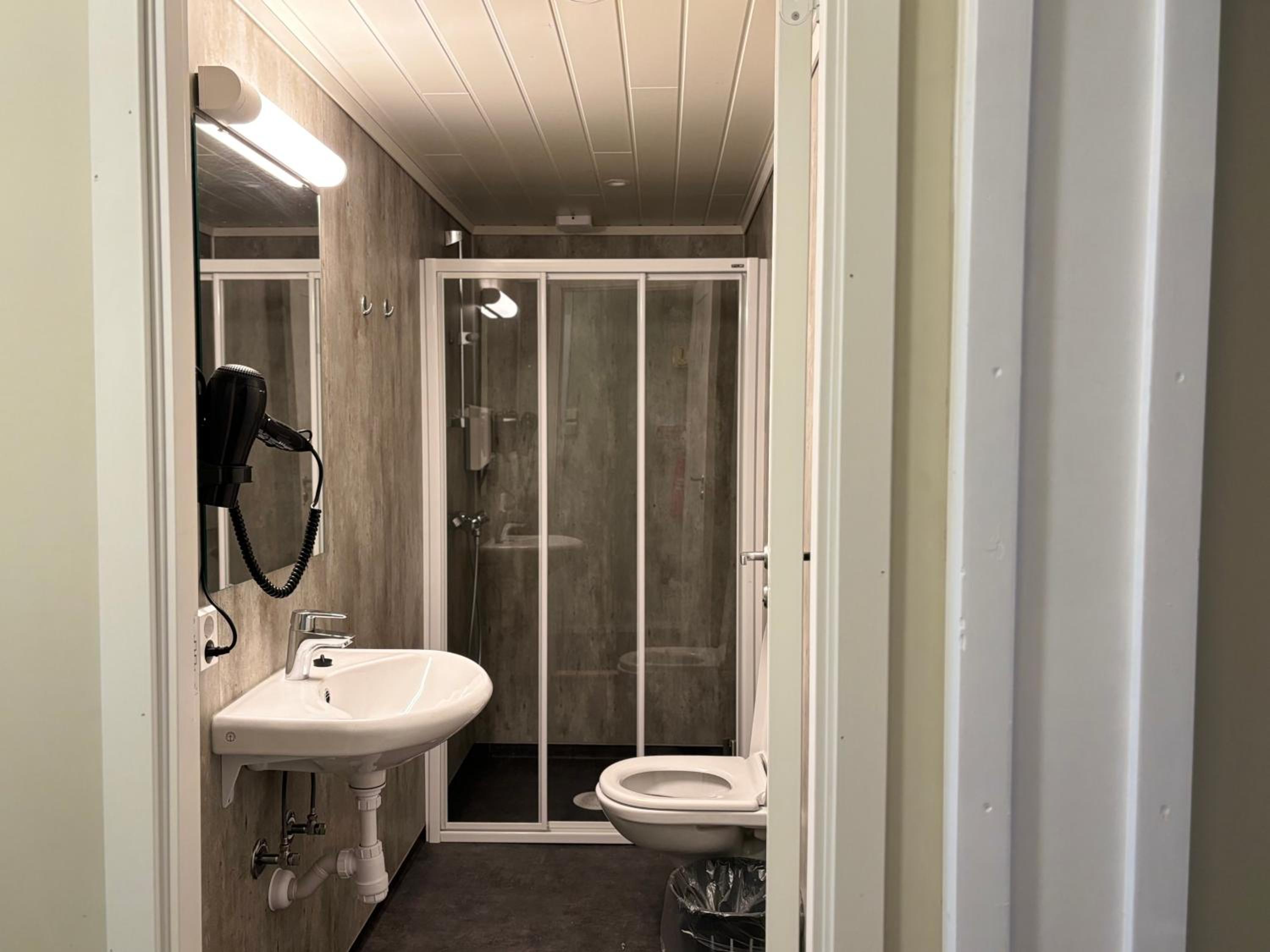 Budget Cabin photo 1