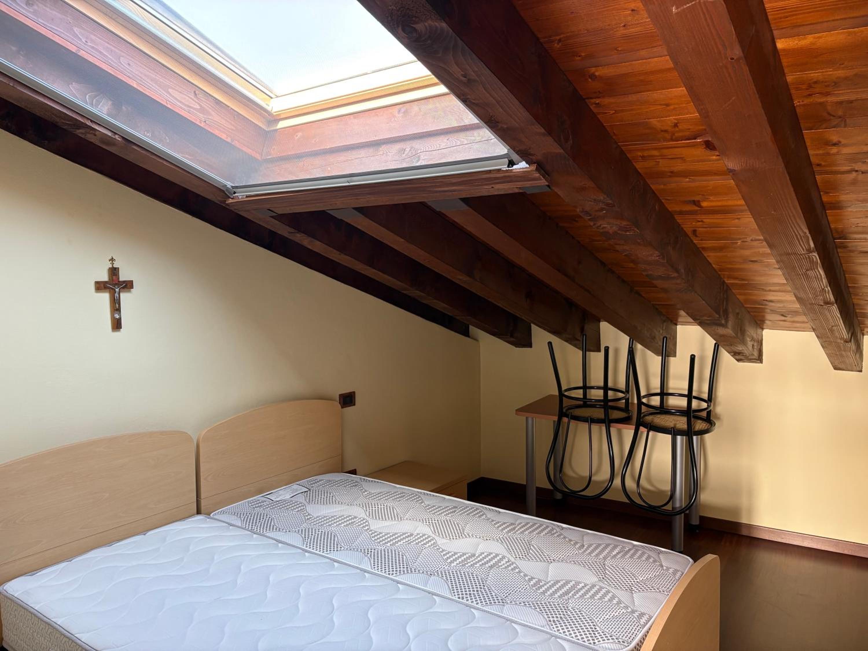 Two-Bedroom Apartment with Lake View - Annex
