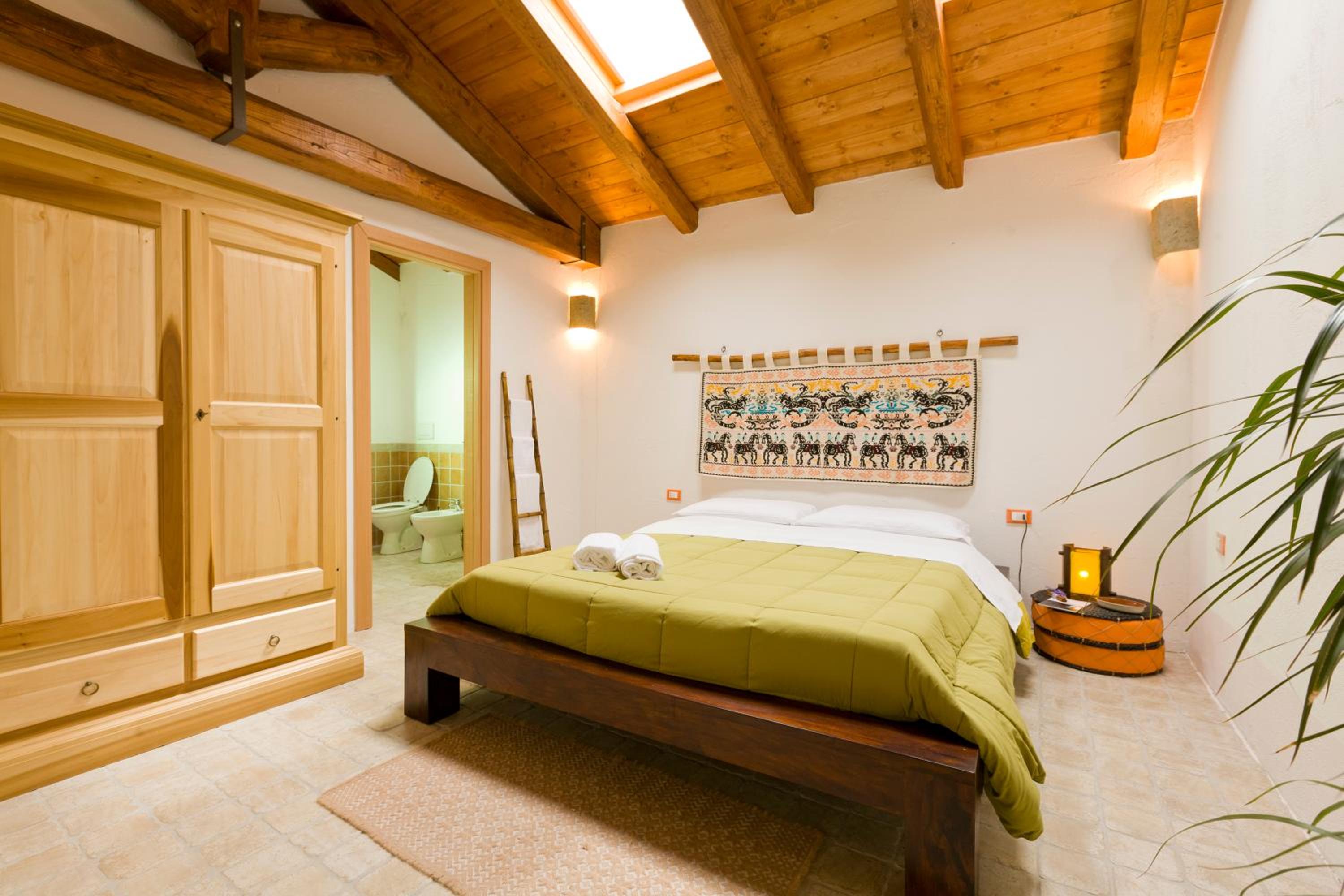 Deluxe Double or Twin Room - Photo 2