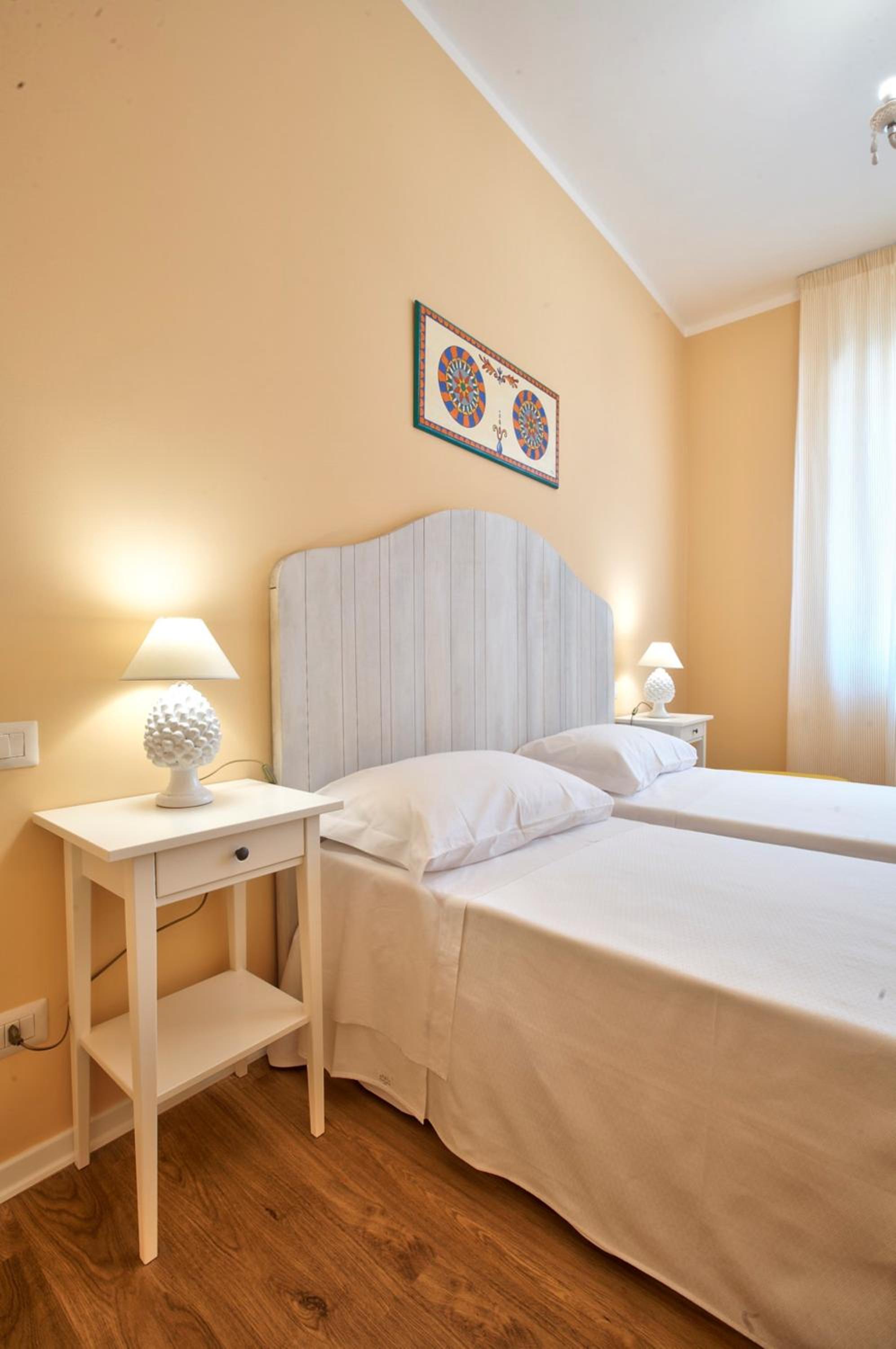 Deluxe Double Room photo 3