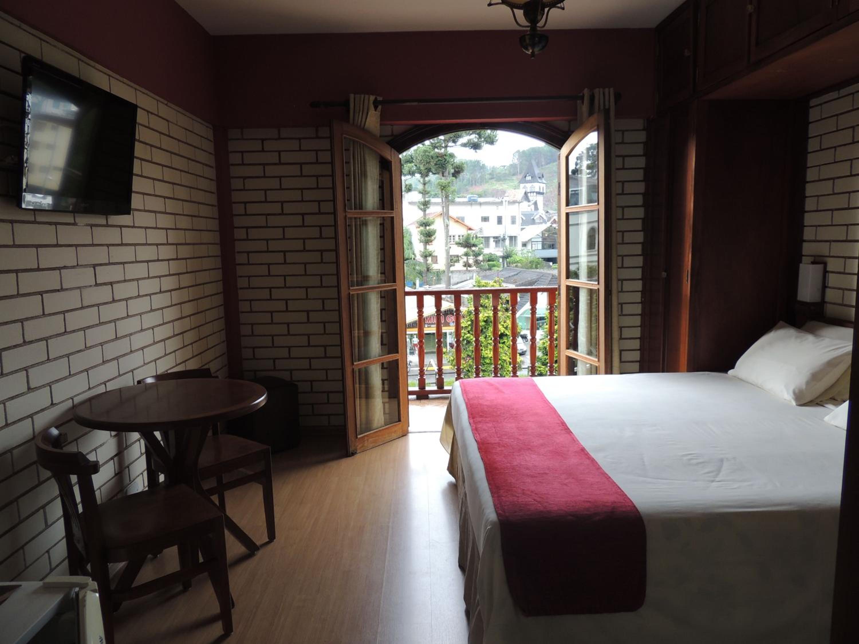 Superior Triple Room photo 3
