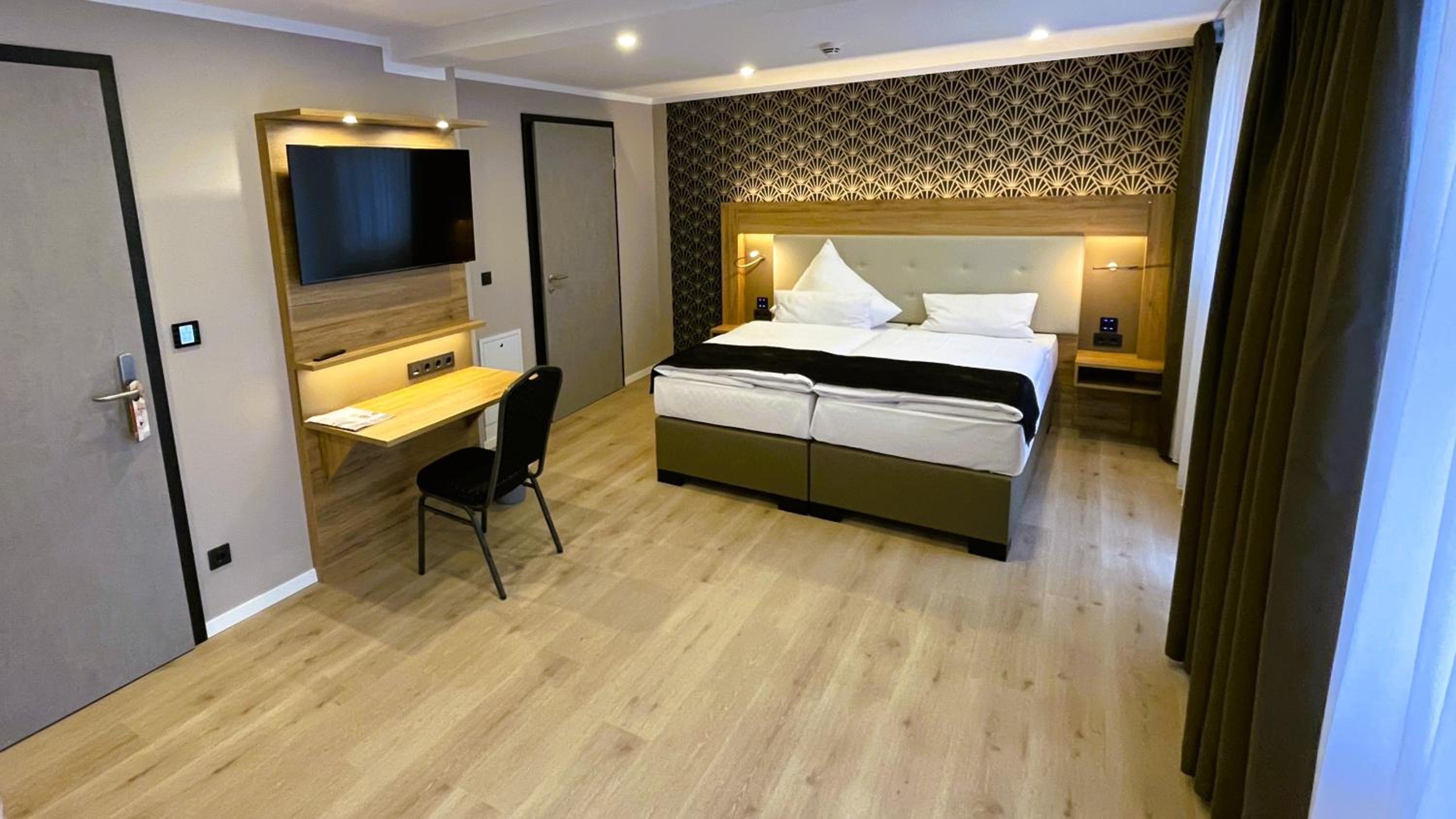 Superior Double Room - Photo 3