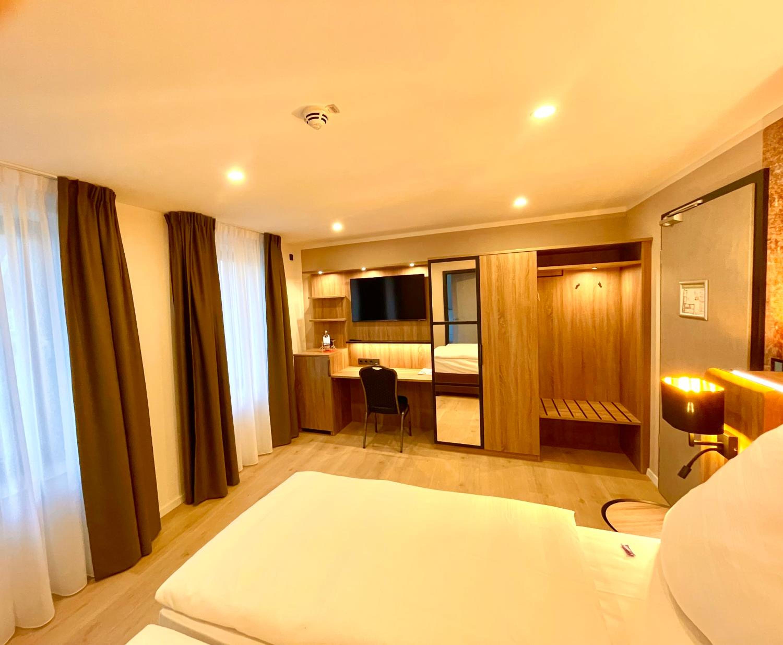 Superior Double Room - Photo 8