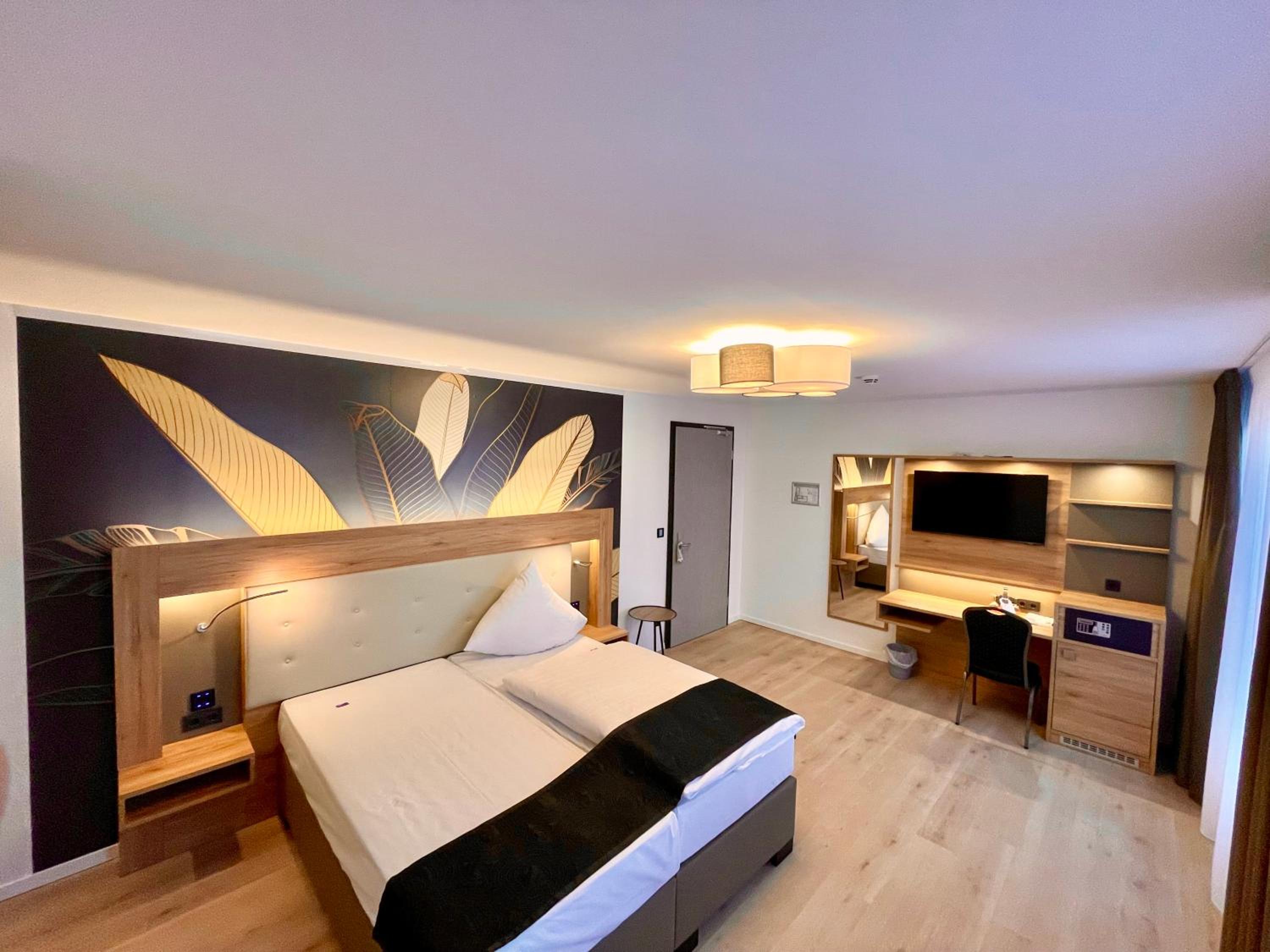 Deluxe Double Room - Photo 7