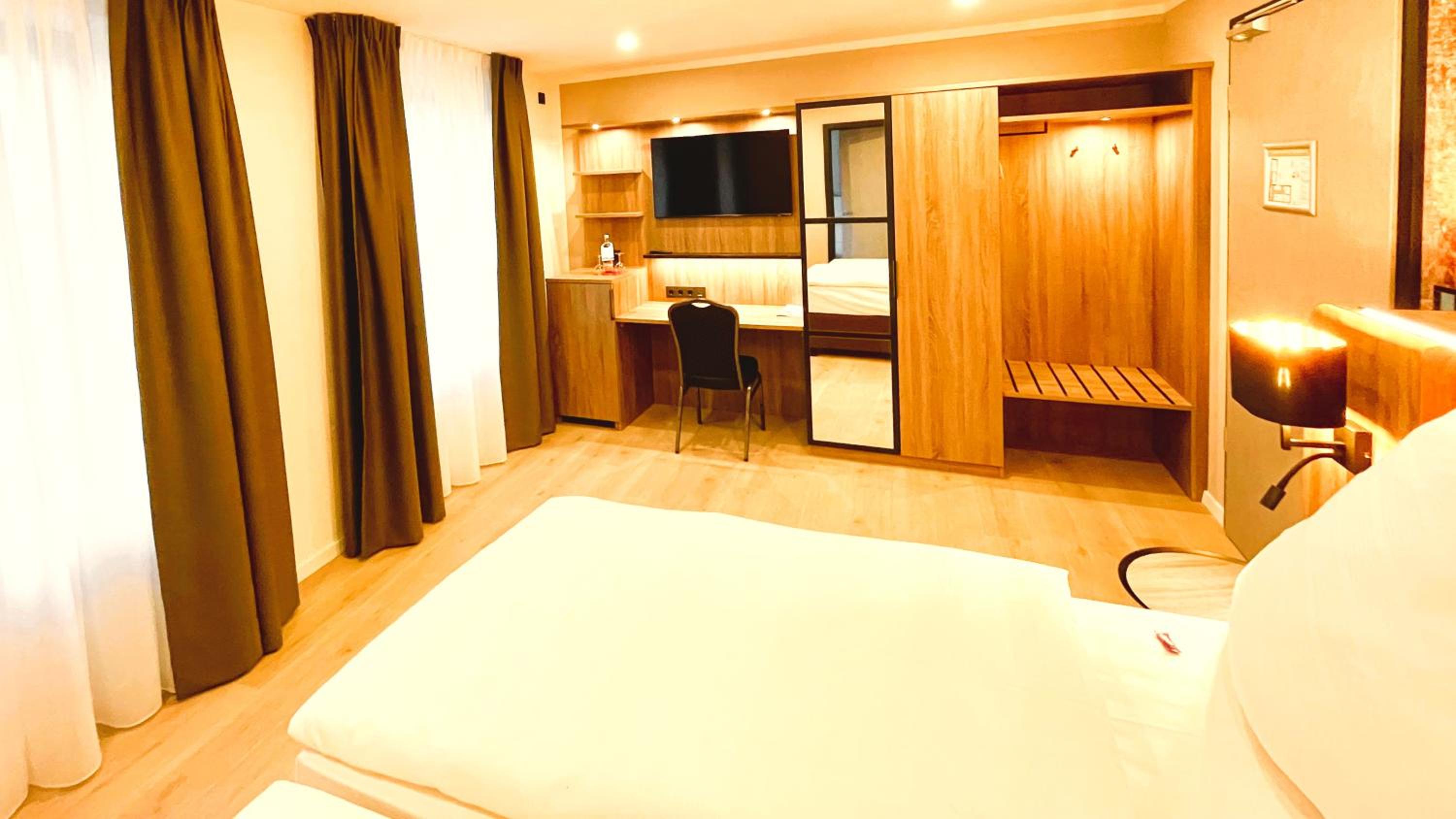Superior Double Room - Photo 11