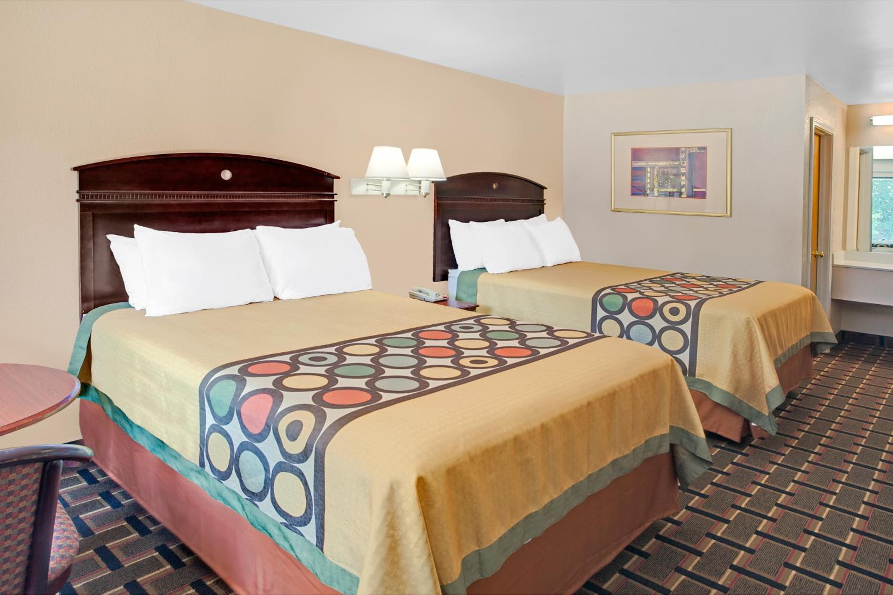 Double Room with Two Double Beds - Non-Smoking