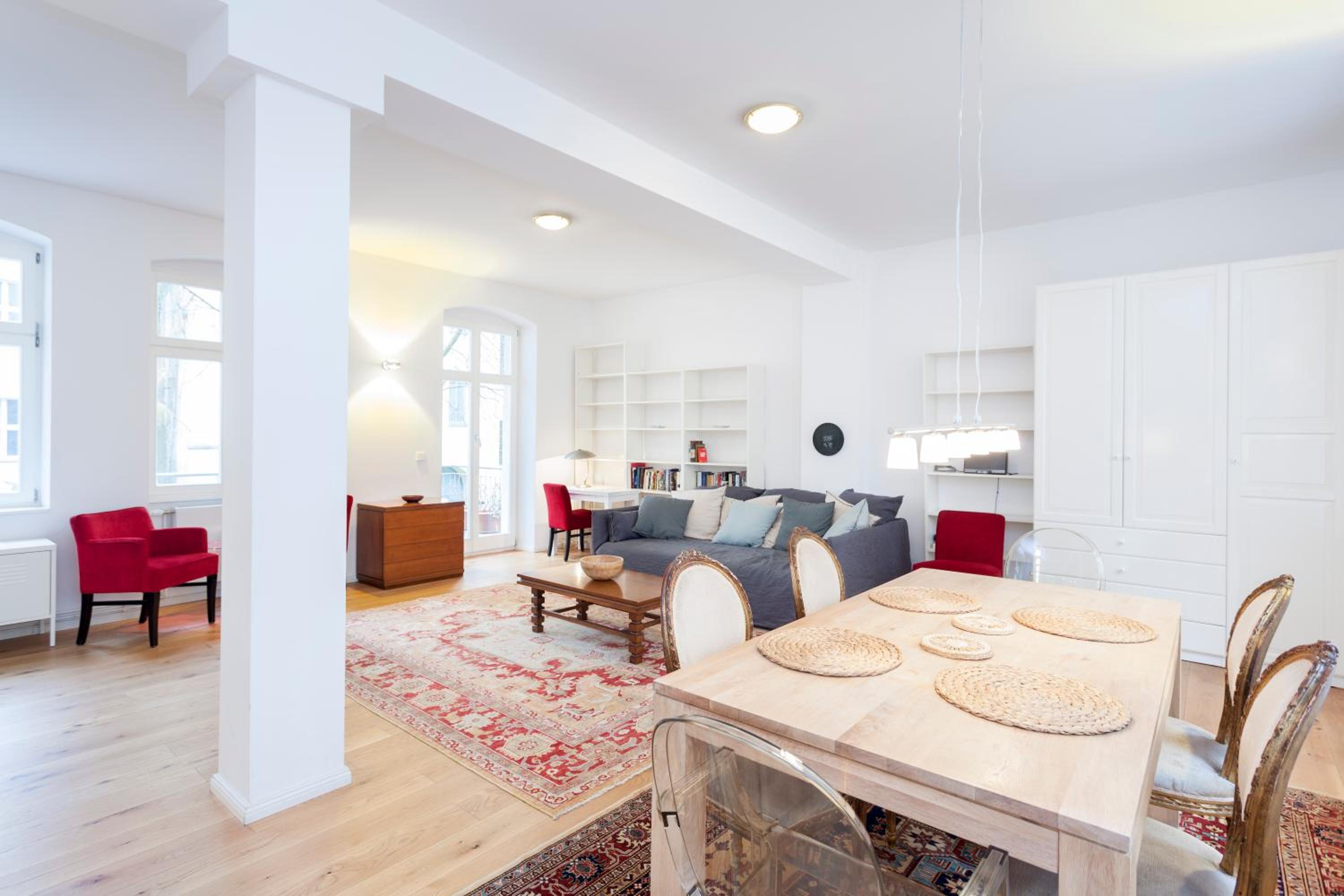 Three-Bedroom Apartment photo 1