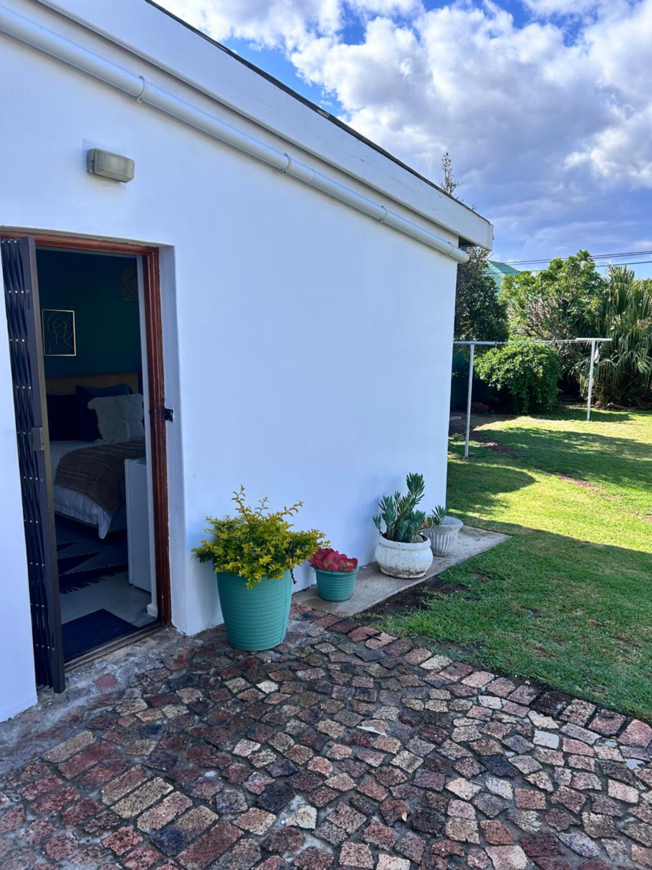 Queen Room with Garden View photo 3