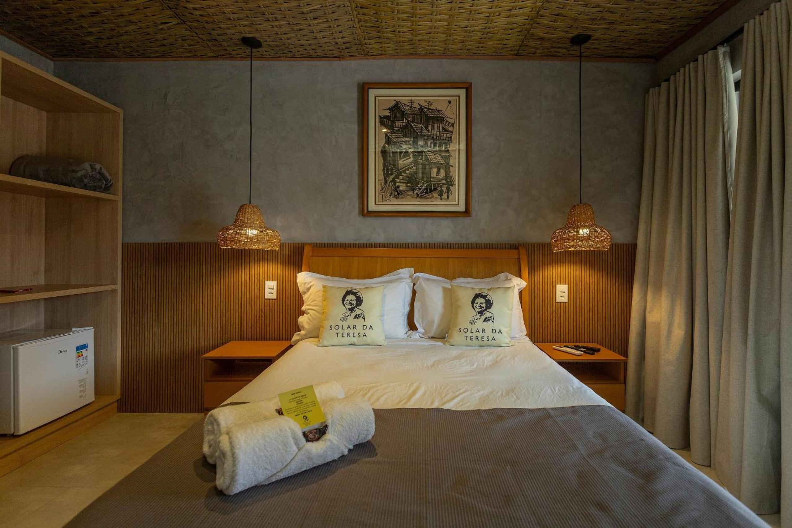 Deluxe King Suite