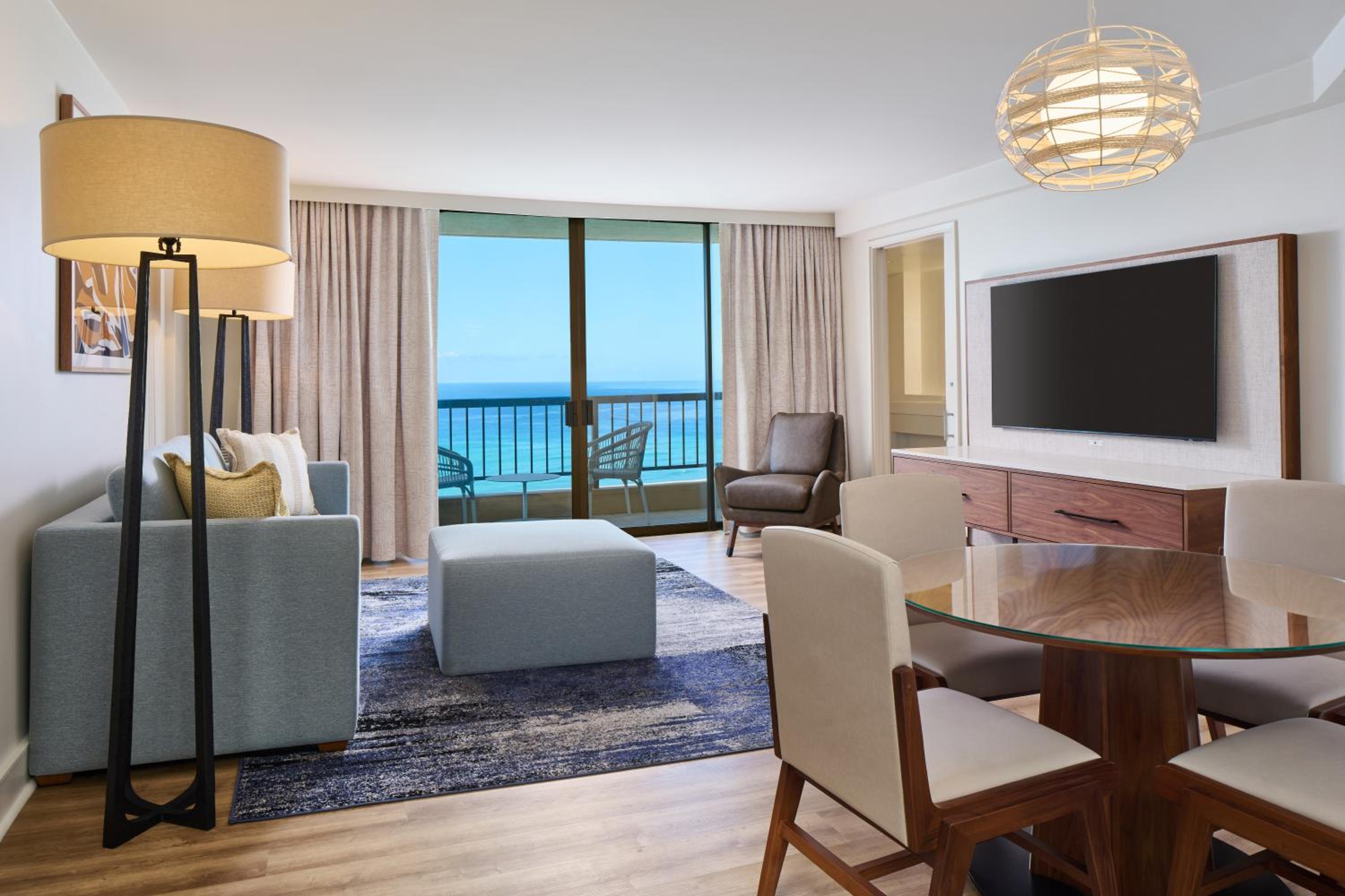 One-Bedroom Suite with Ocean Front - Photo 1