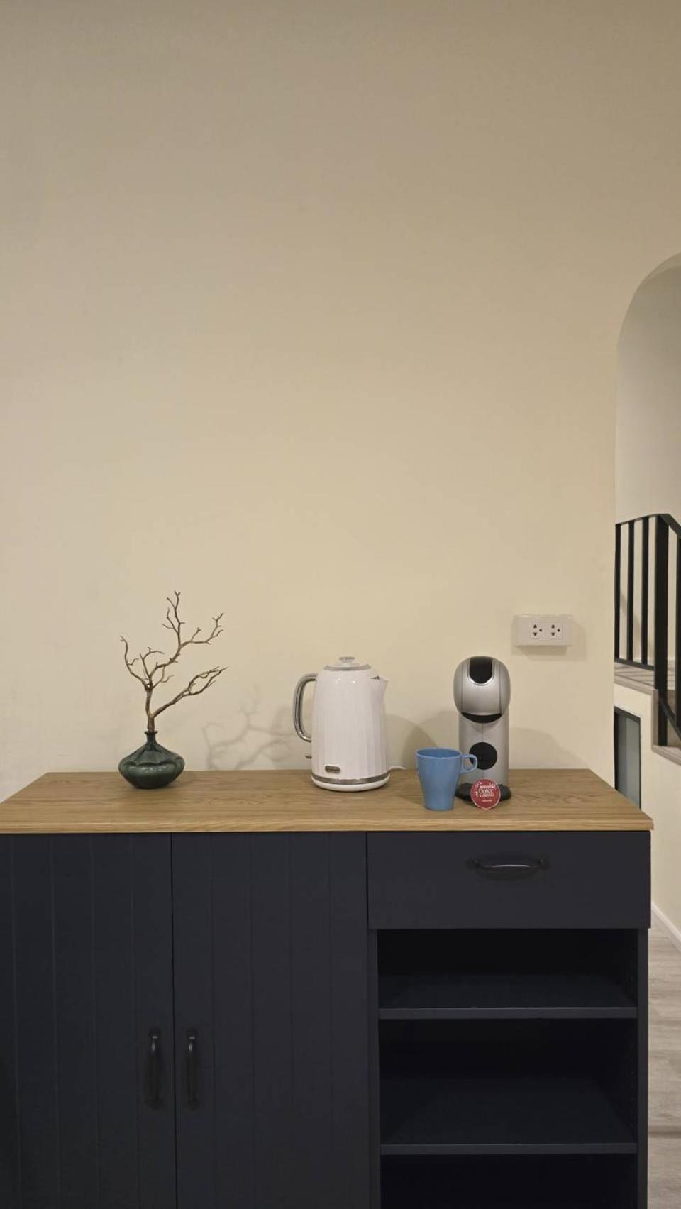 Apartment with Balcony photo 2