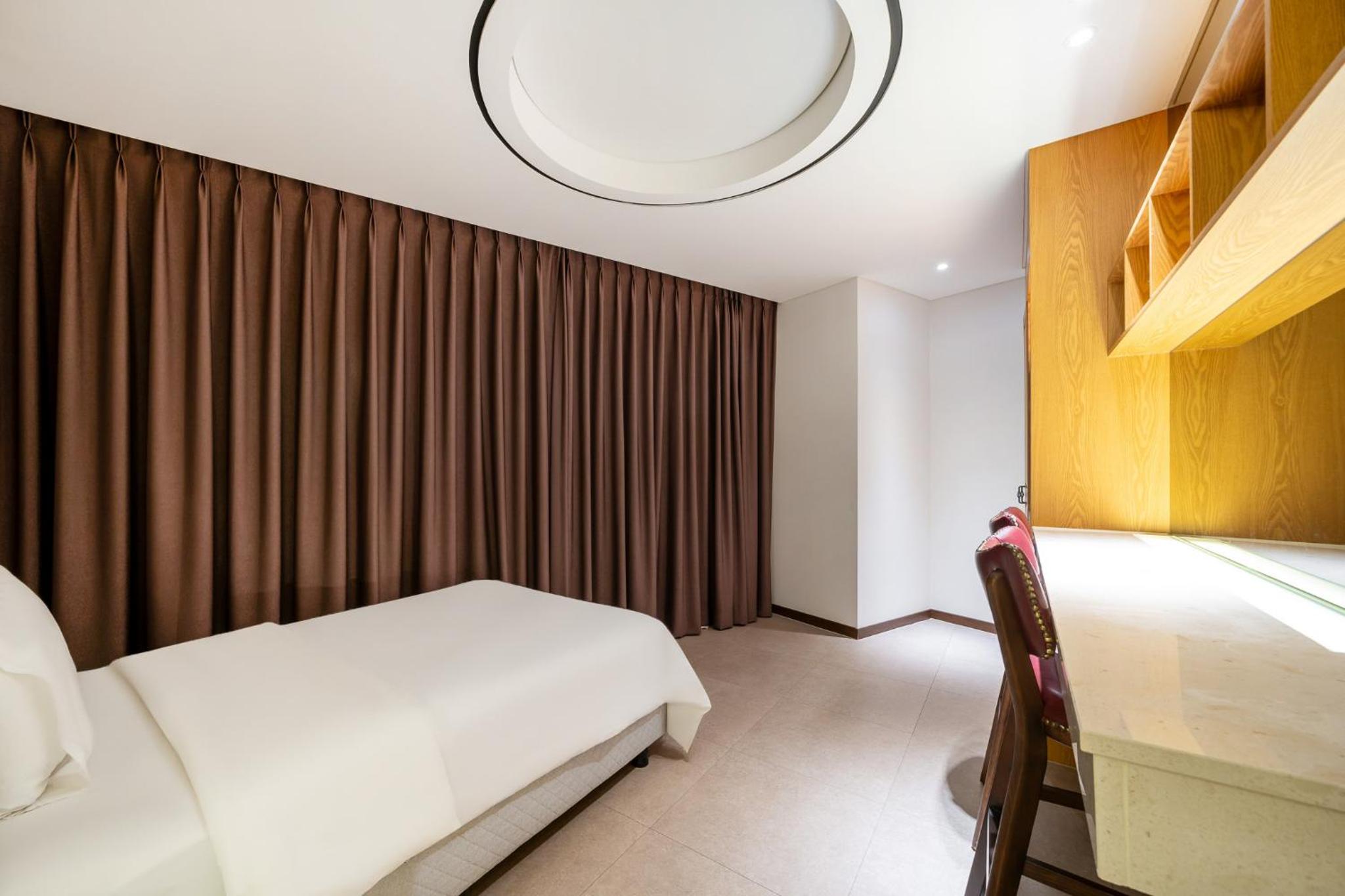 Deluxe Twin Room - Photo 4