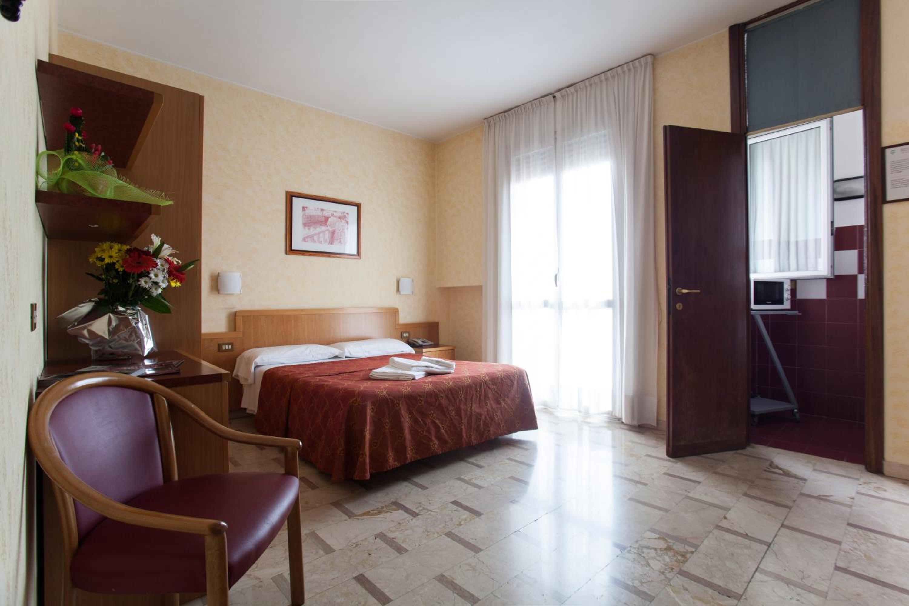 Double Room with Kitchenette