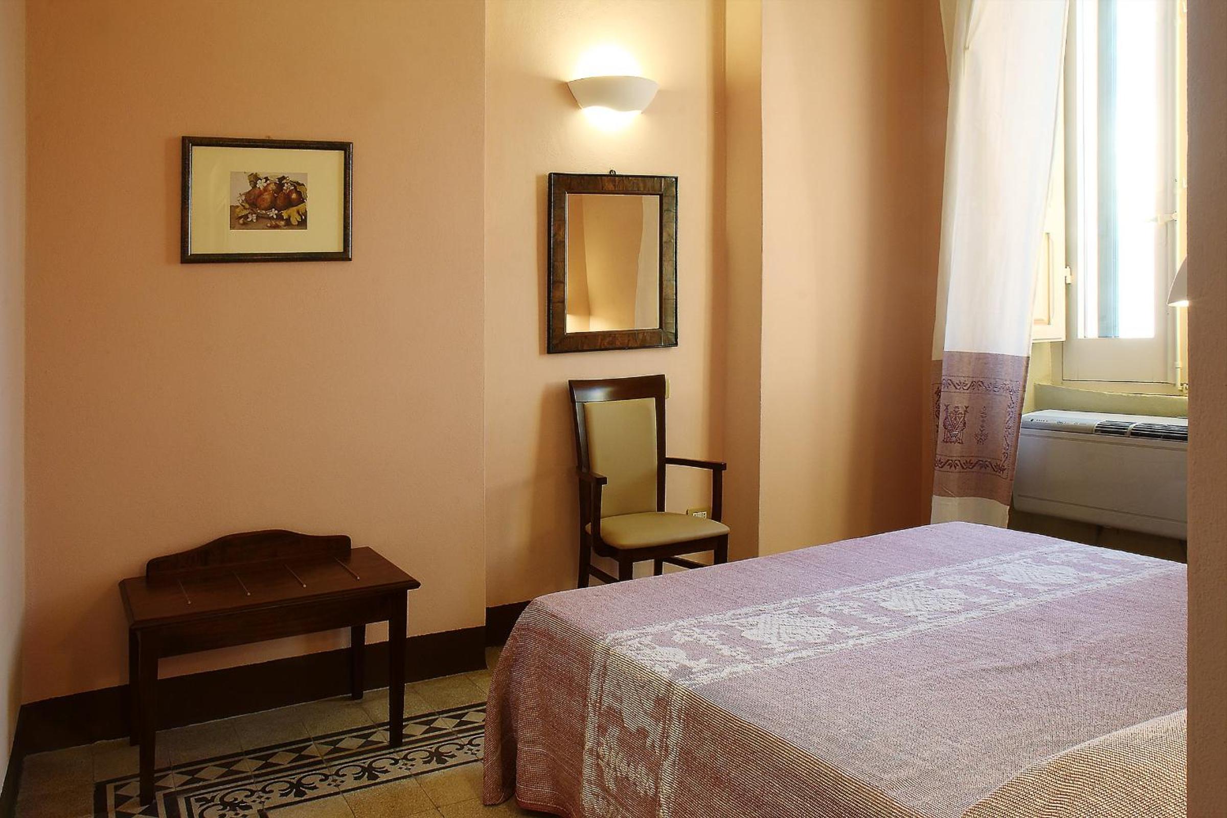 Classic Suite - Photo 8