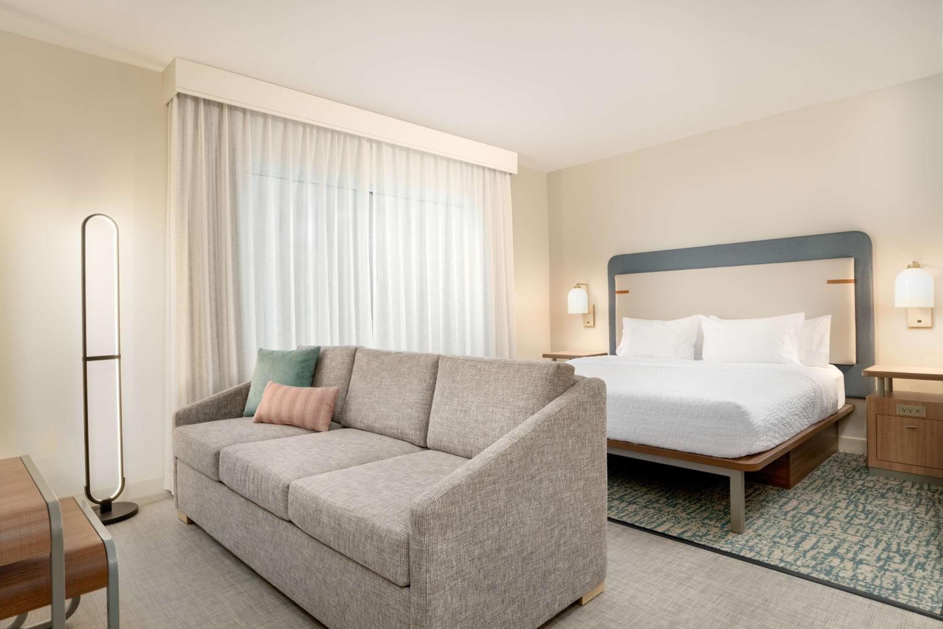 King Studio Suite - Photo 4