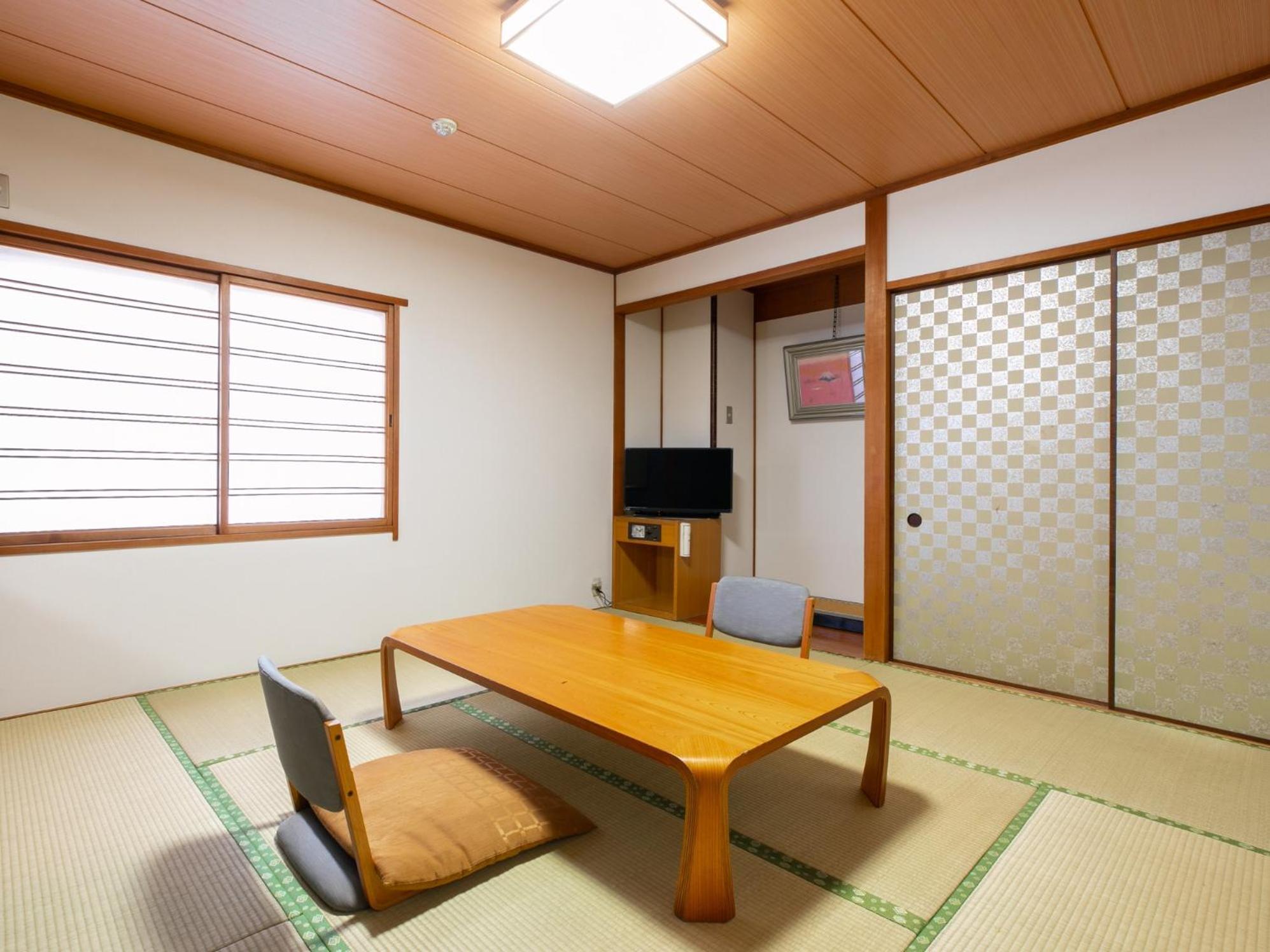 Japanese-Style Room