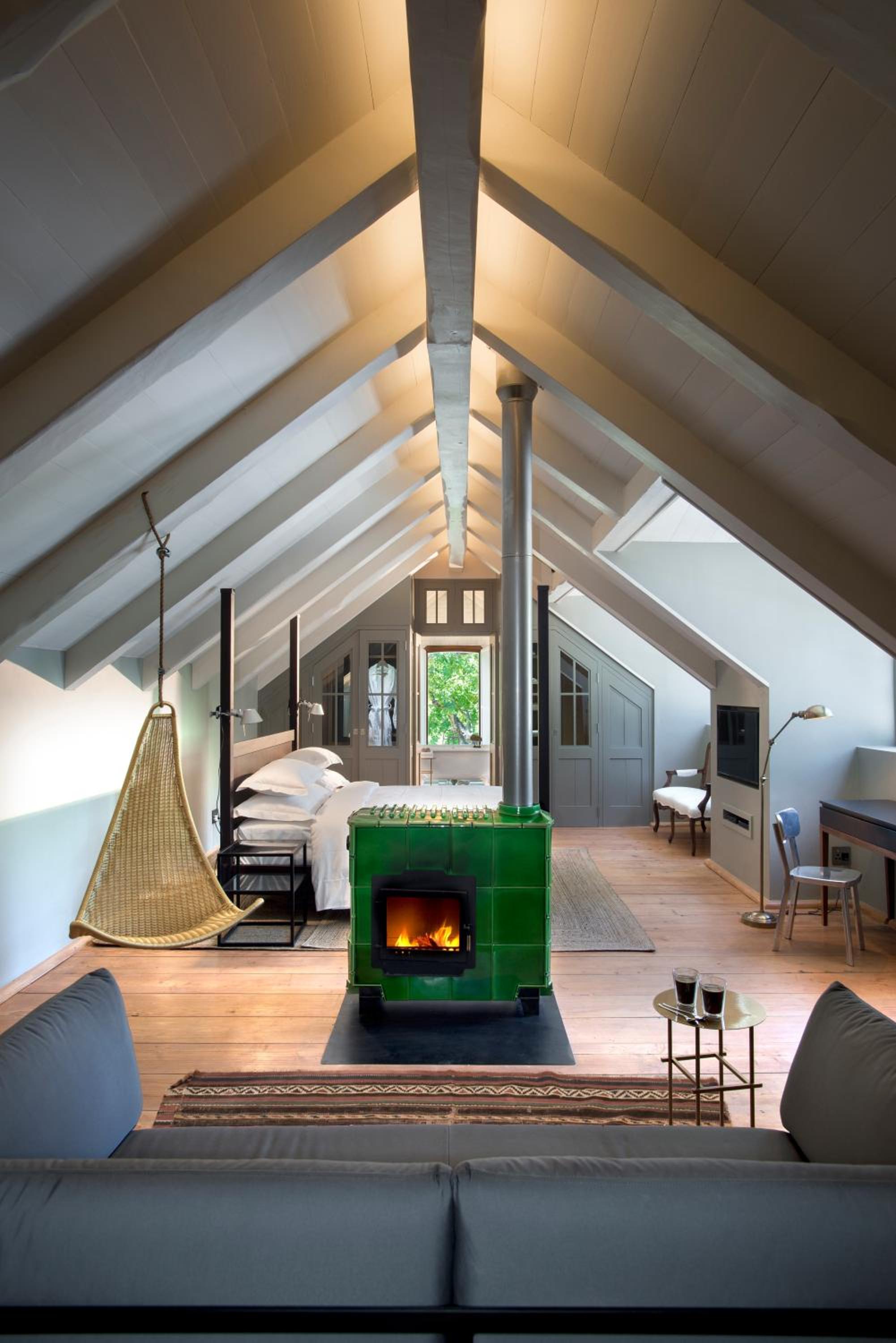 Farmhouse Suite - Photo 5