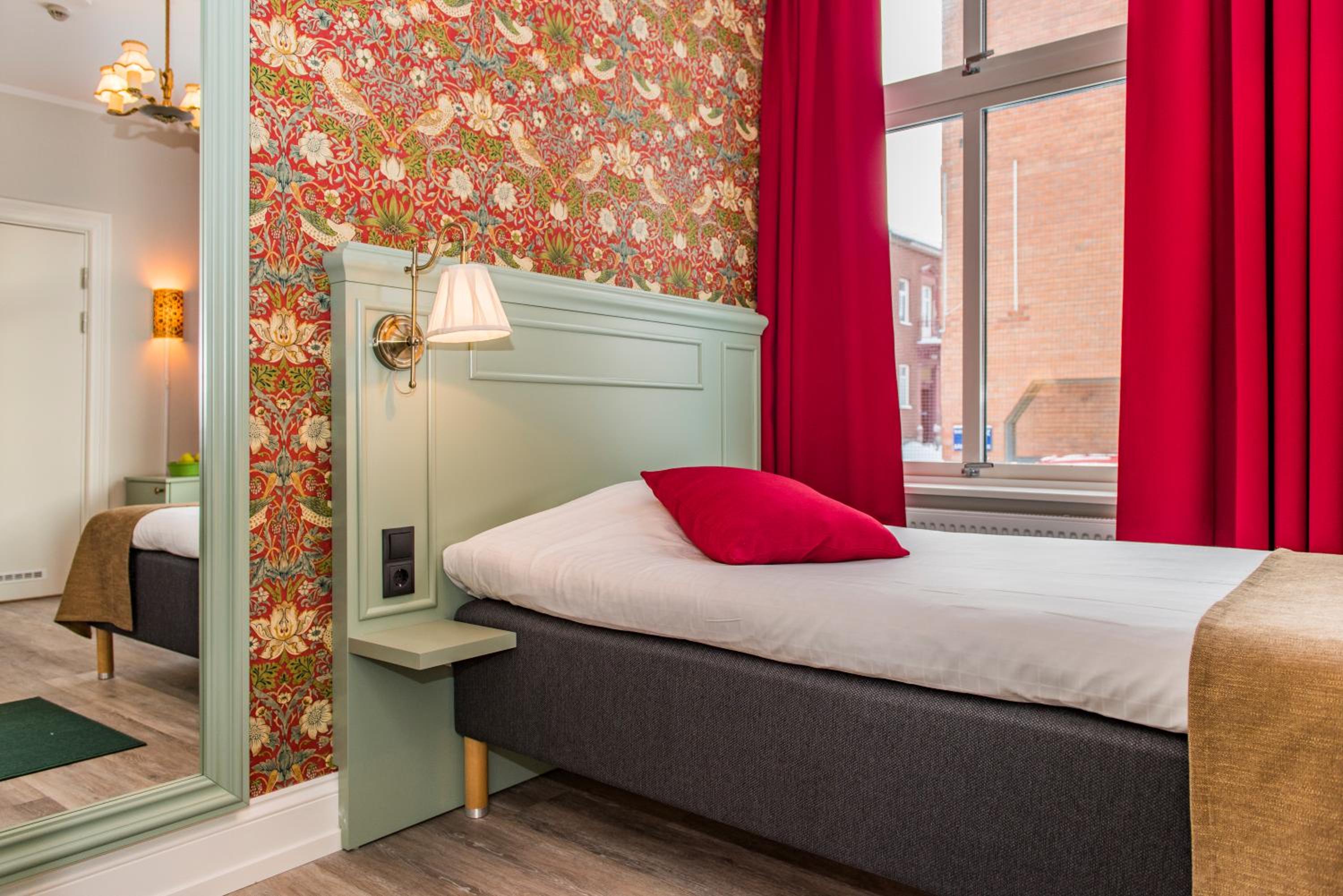 Double Room Queen - Photo 1