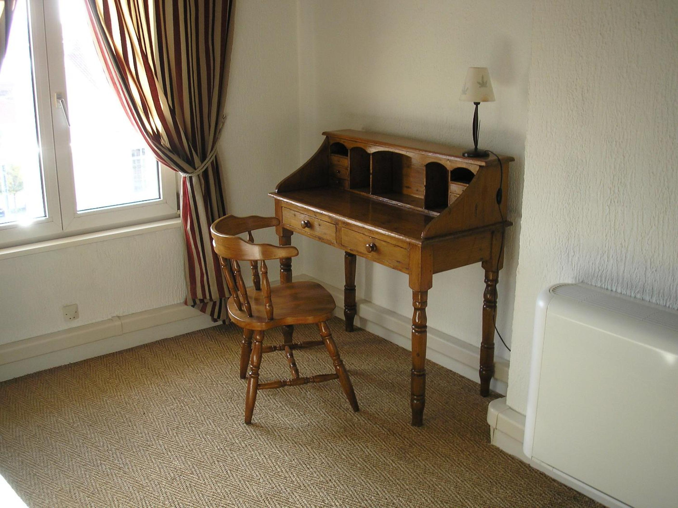 Double Room - Photo 3