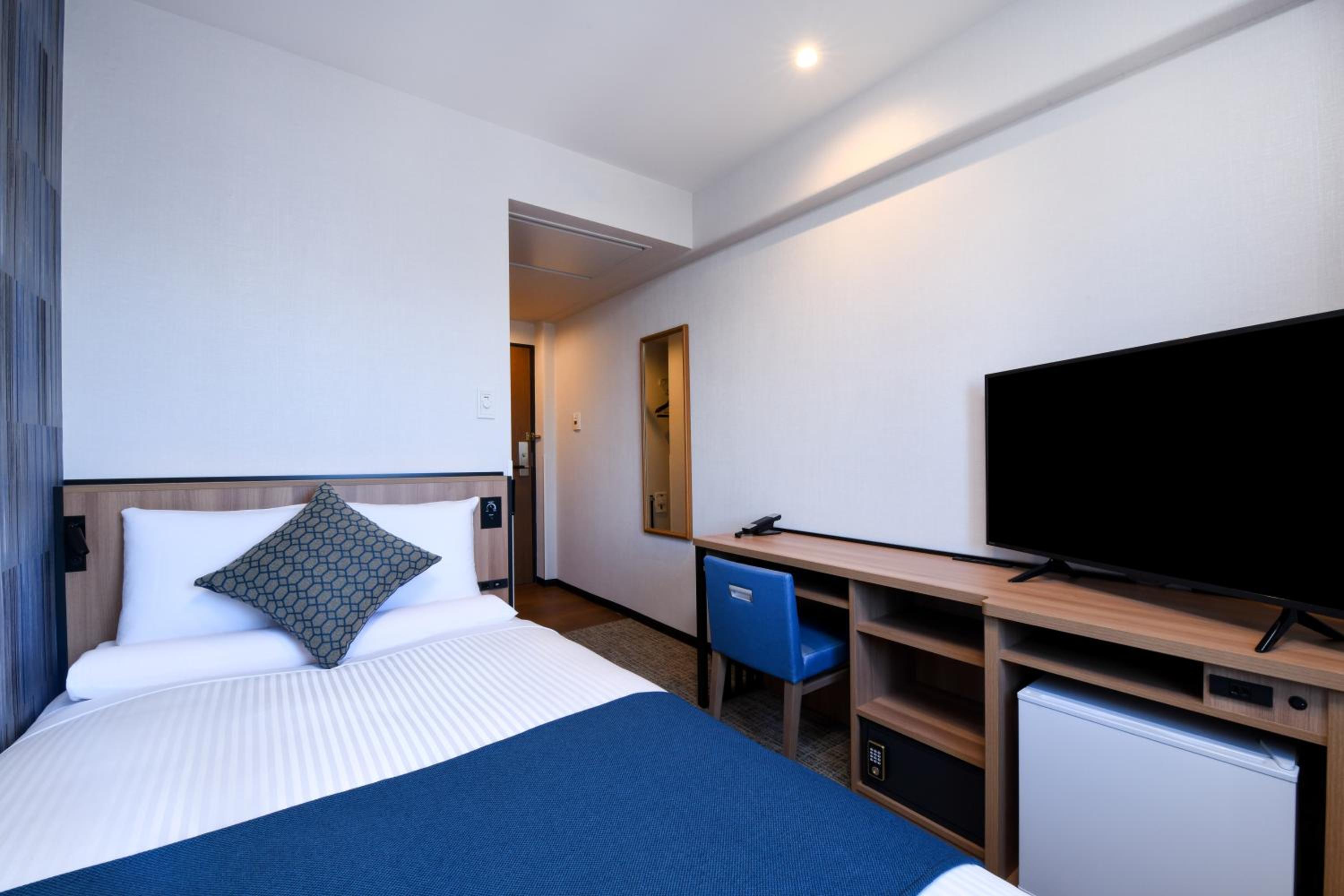 Standard Small Double Room - Non-Smoking - House Keeping is Optional with Additional Cost