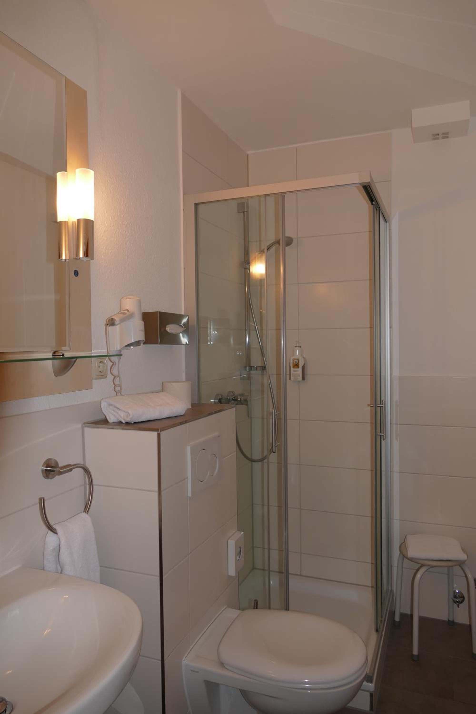 Single Room photo 2