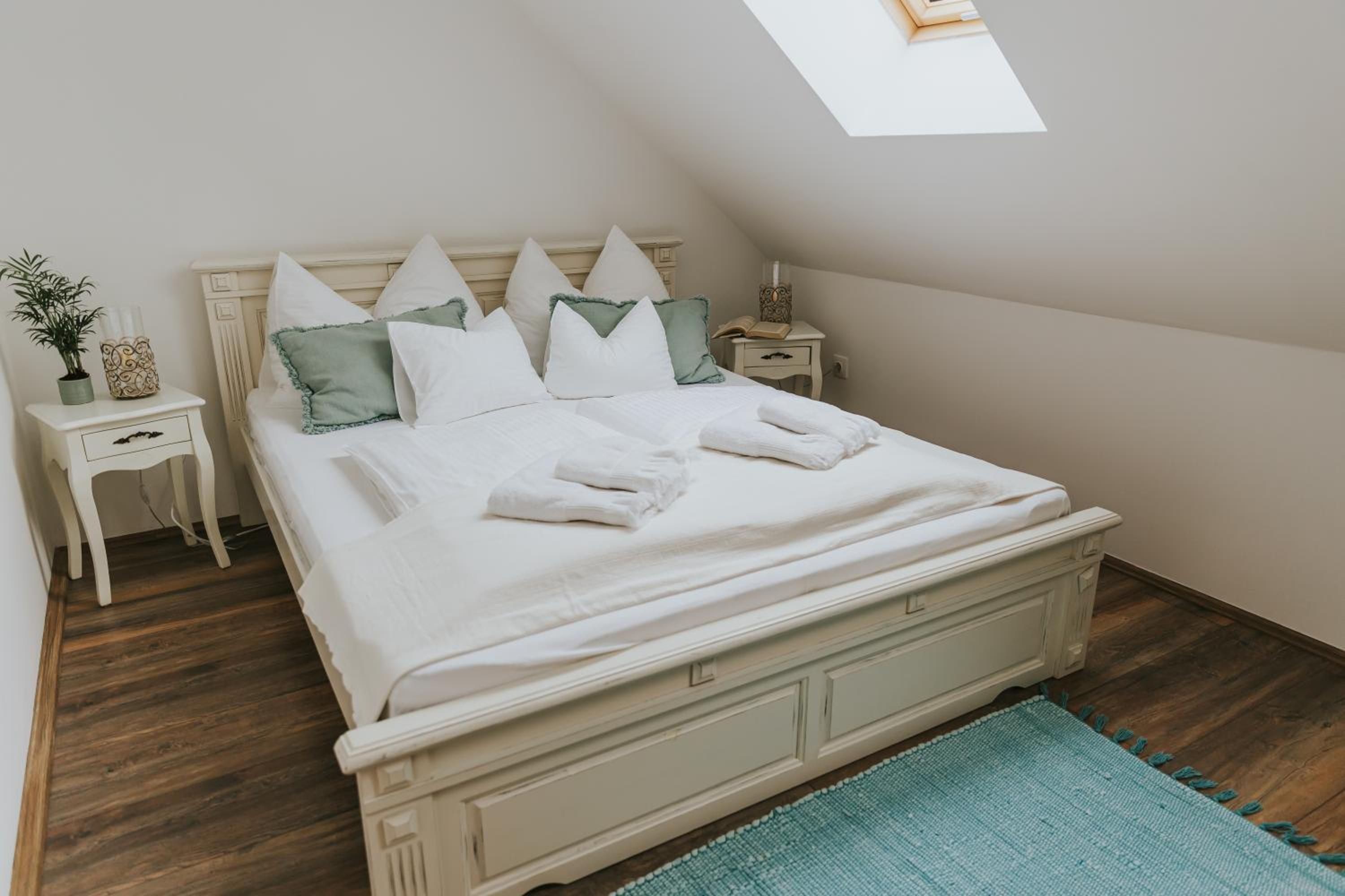 Deluxe Double Room - Photo 1