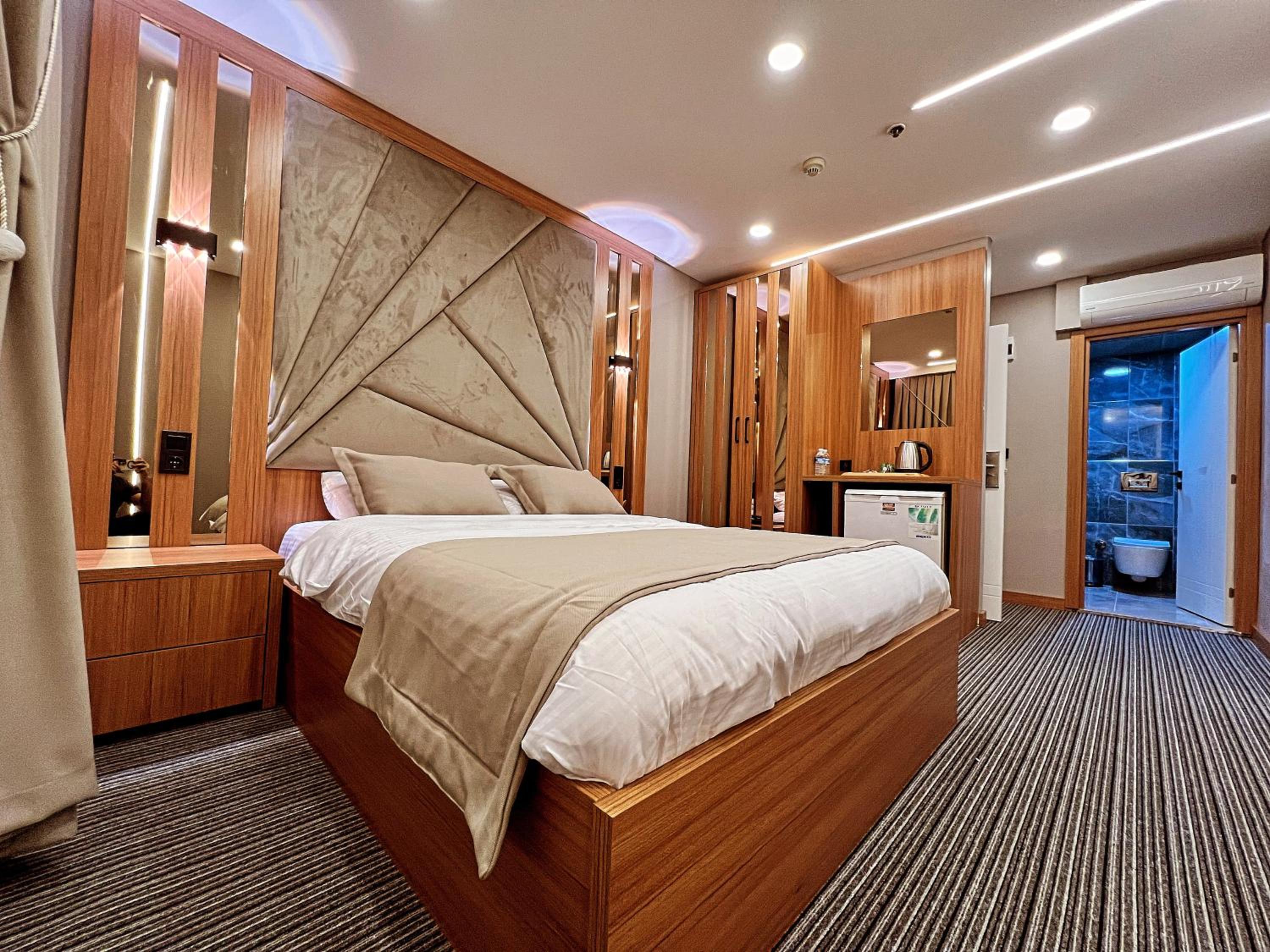 Economy Double Room photo 1