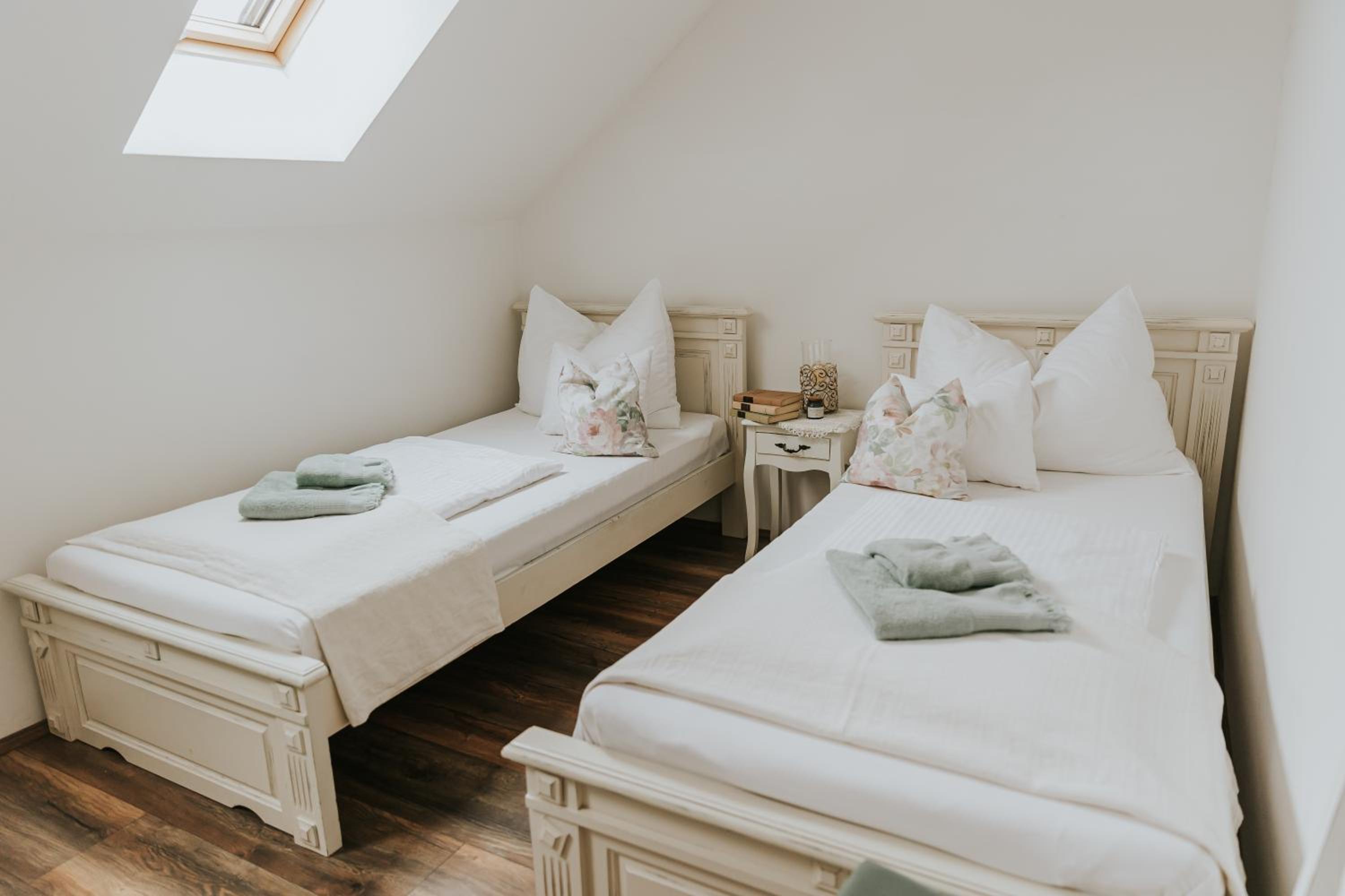 Quadruple Room - Photo 2