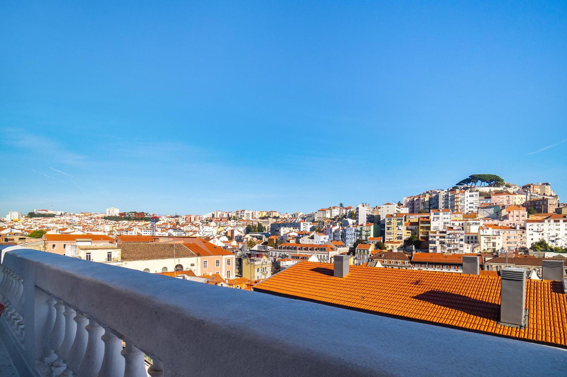 Two-Bedroom Apartment with City View