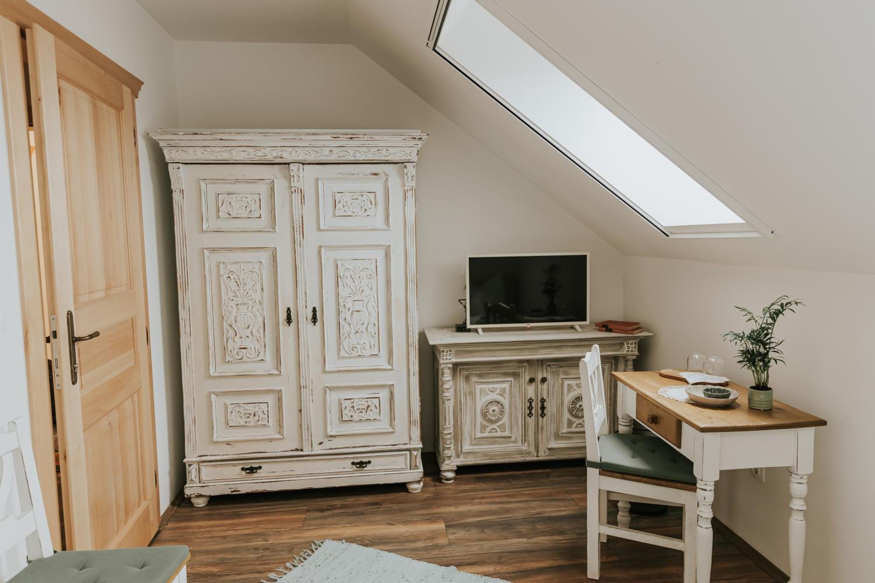 Quadruple Room - Photo 5