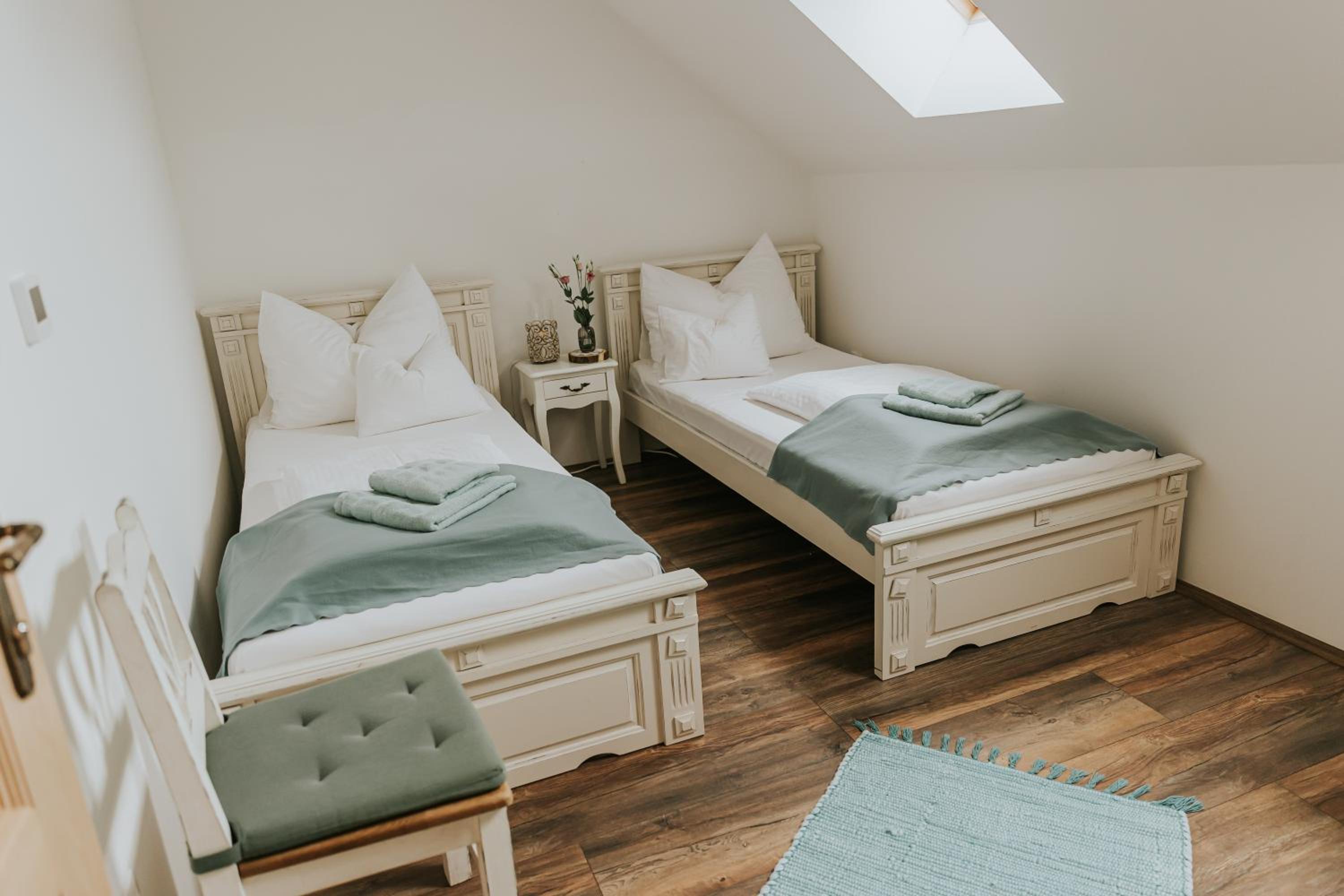Quadruple Room - Photo 9