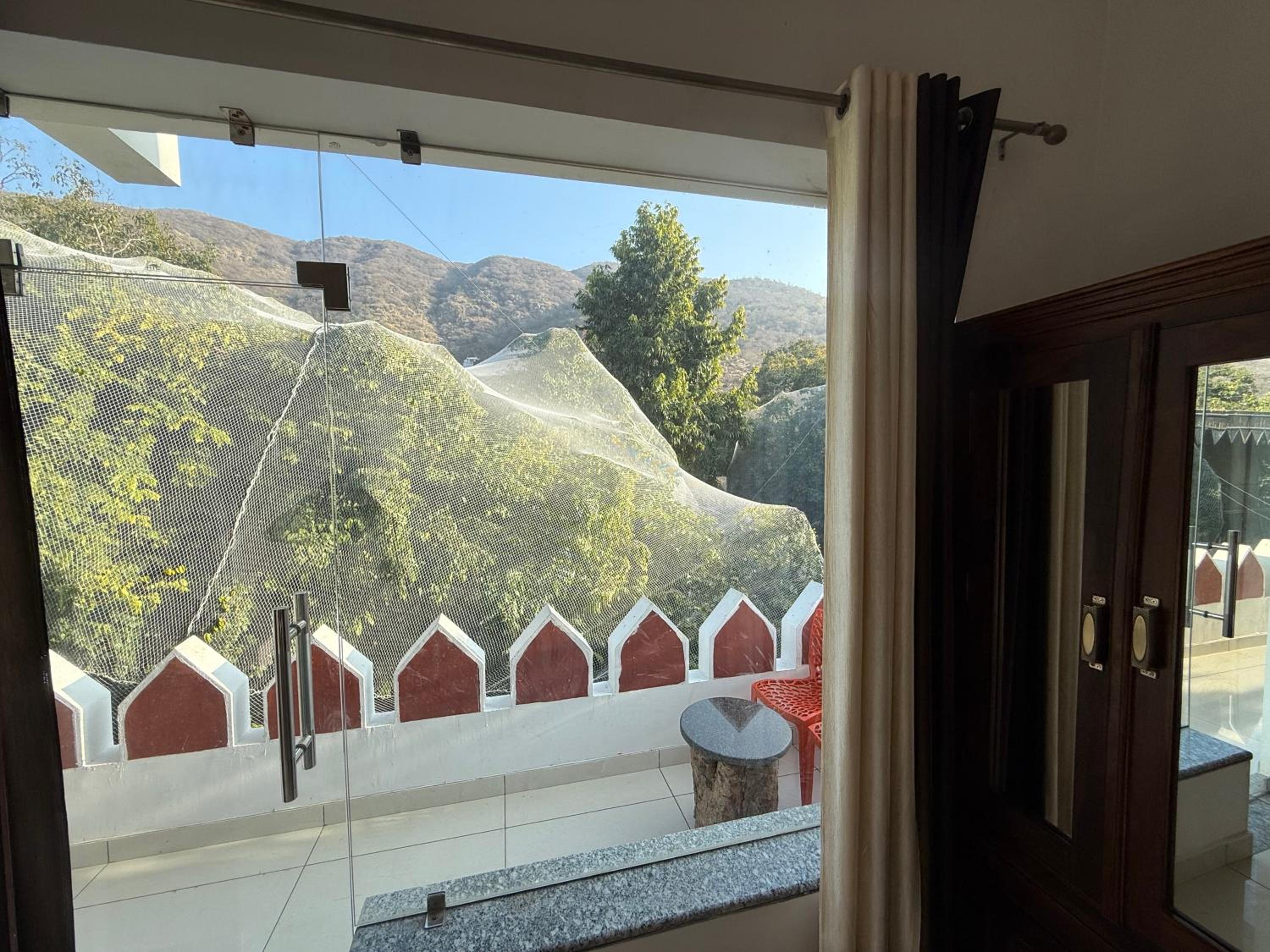Apartment with Garden View - Photo 16