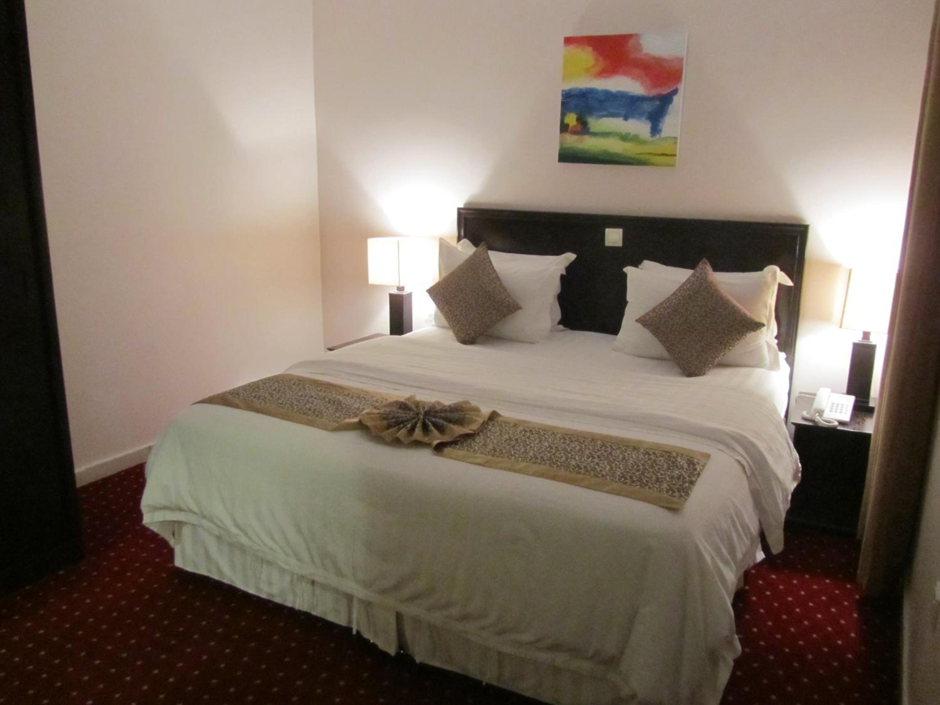 Deluxe Suite photo 3