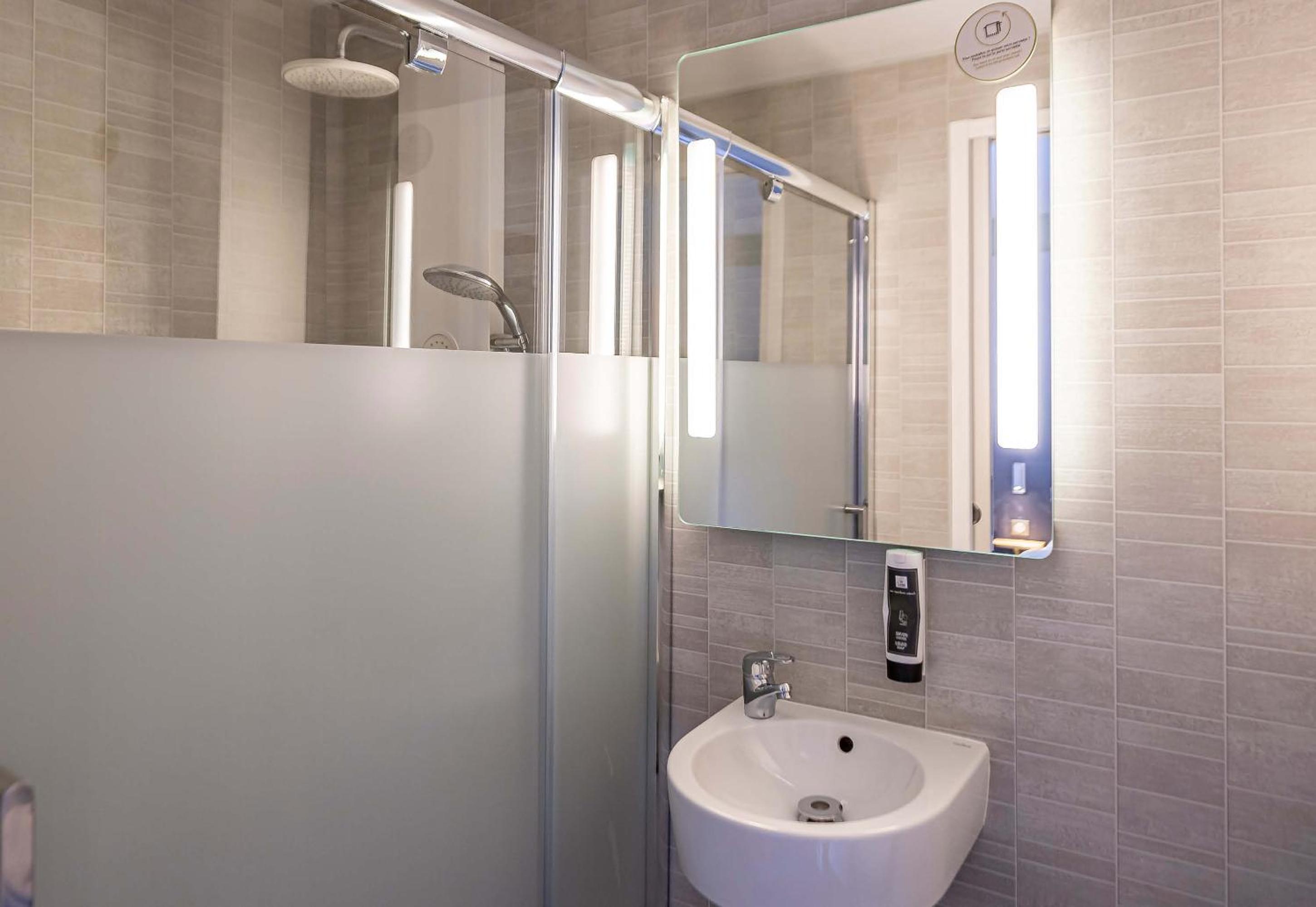 Superior Double Room - Photo 7