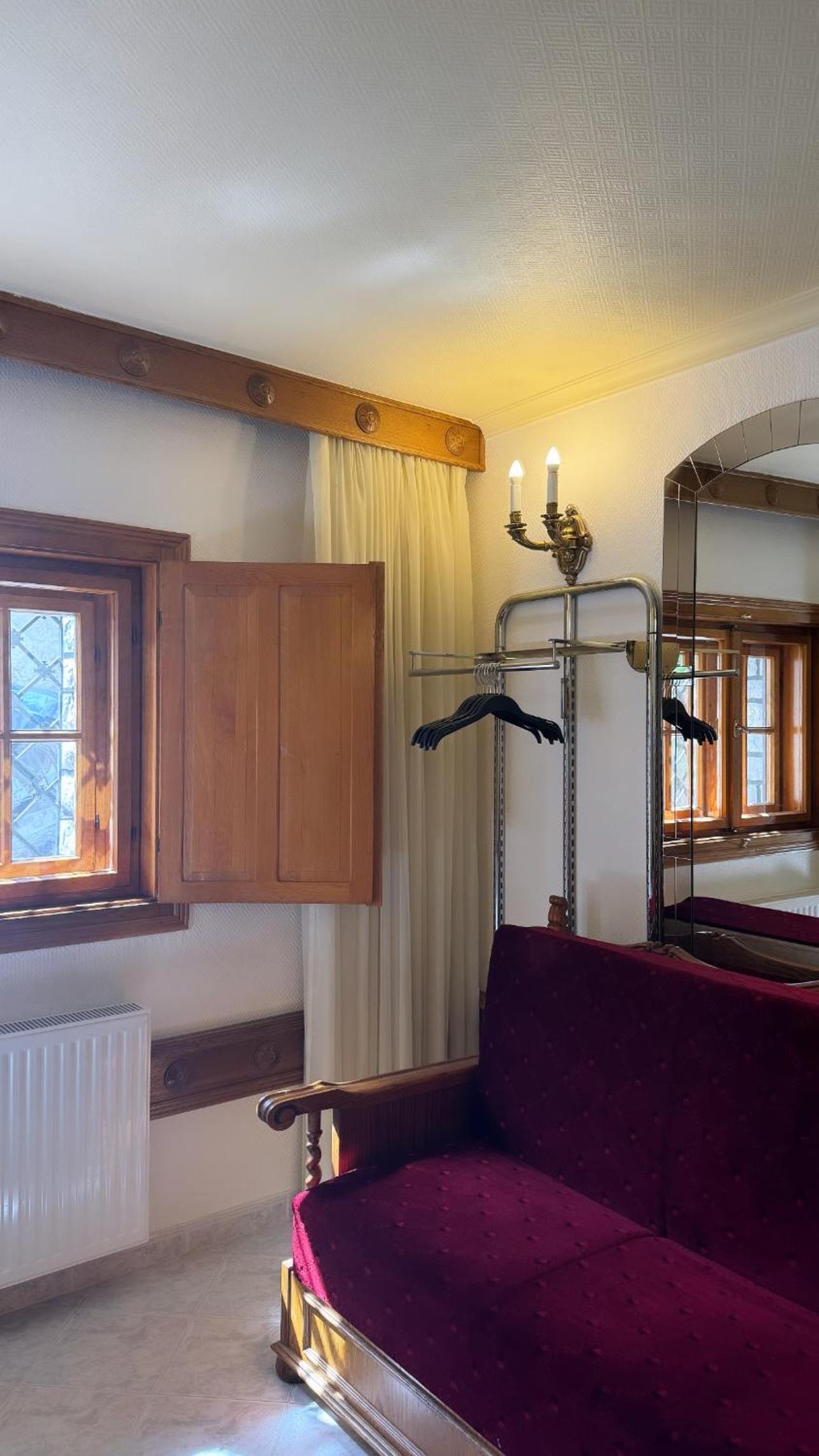Triple Room with Private Bathroom photo 3