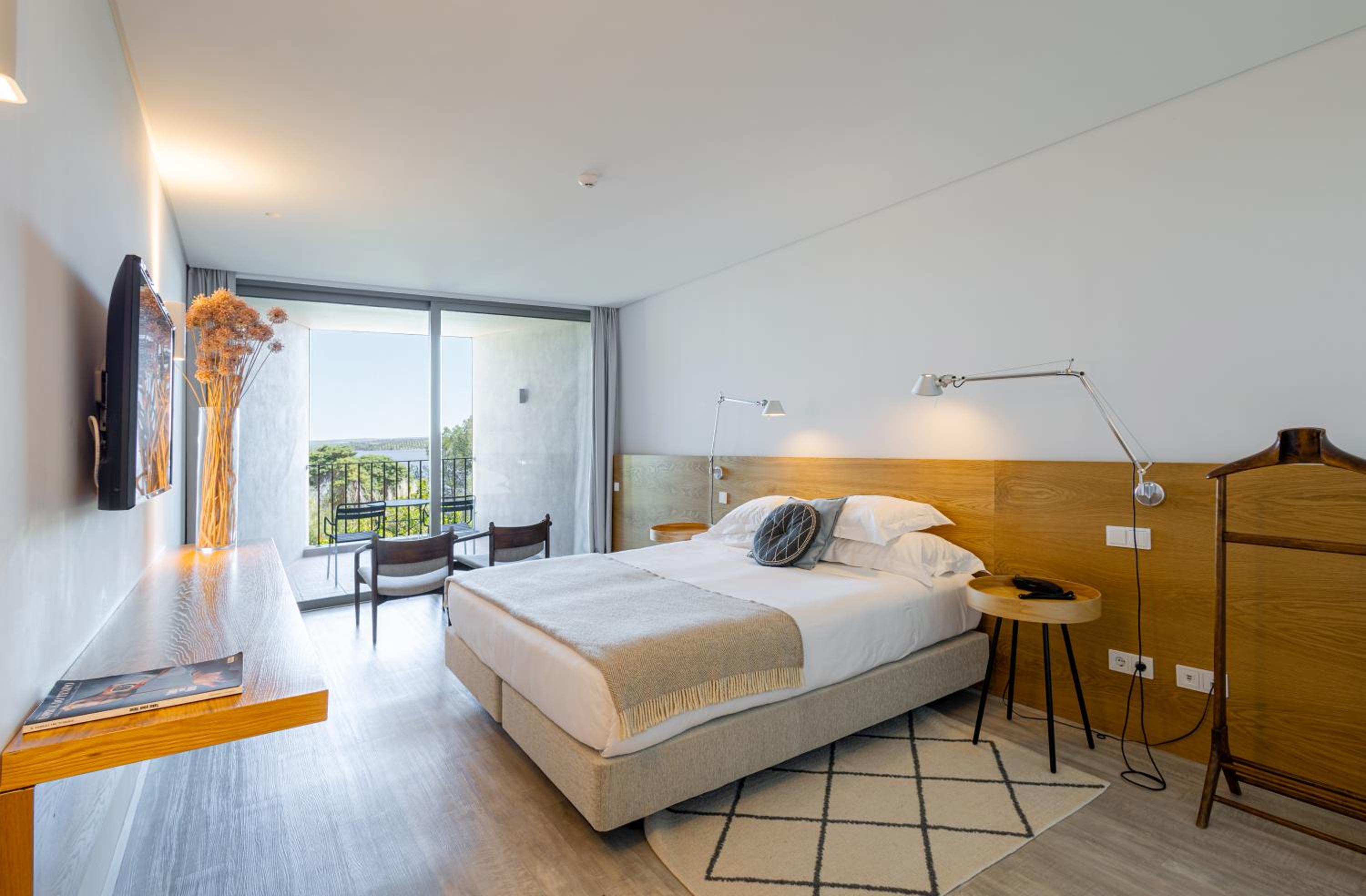 Superior Double Room with Sunrise View - Photo 1